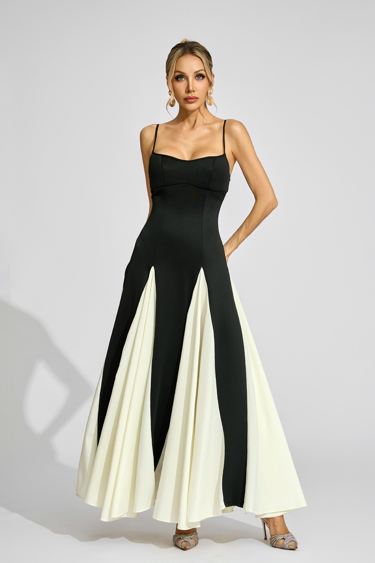 Clotilde Contrast Color Suspender Maxi Dress In Black M Clotilde Contrast Color Suspender Maxi Dress In Black M