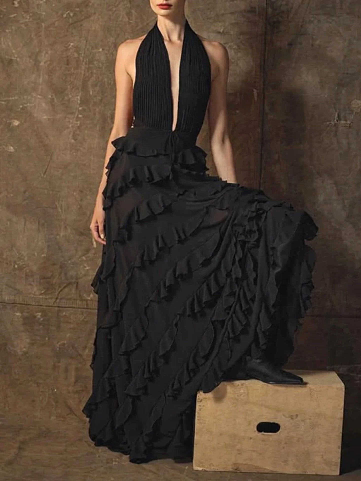 Leonia Halter Ruffle Maxi Dress In Black