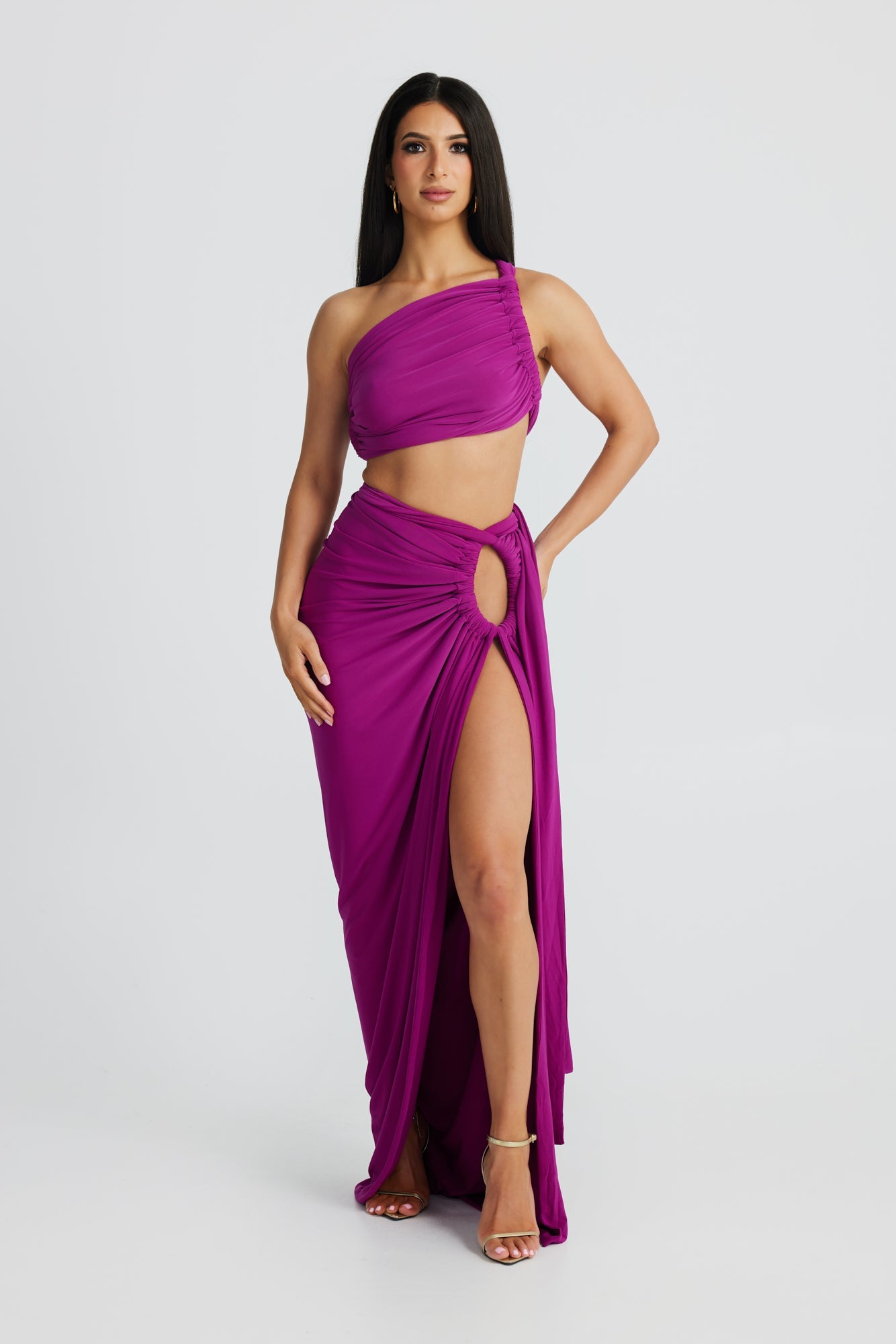 Labelle Slanted Shoulder Halter Set In Pink