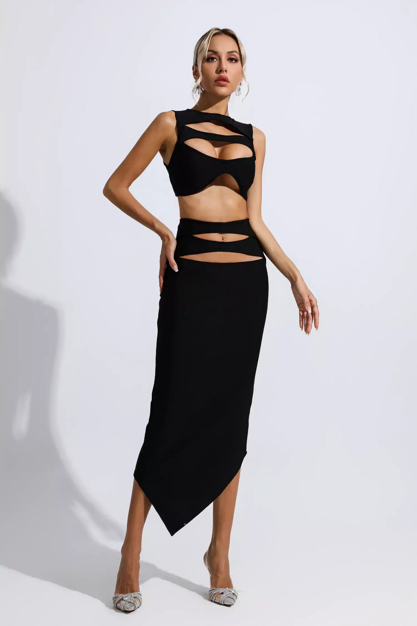 Mopaka Cutout Bandage Set In Black