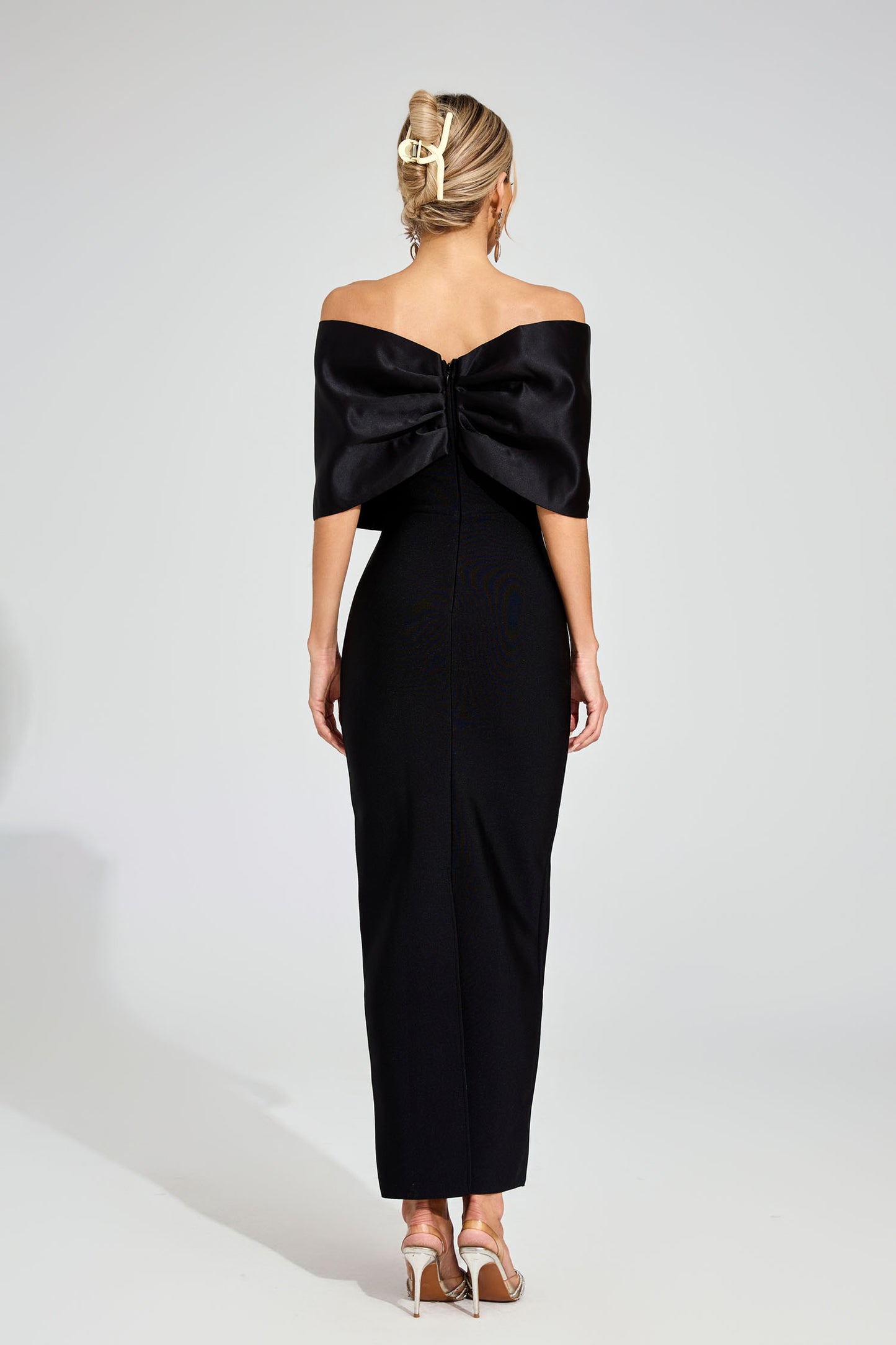 Eryndra Diamond Bandage Maxi Dress In Black