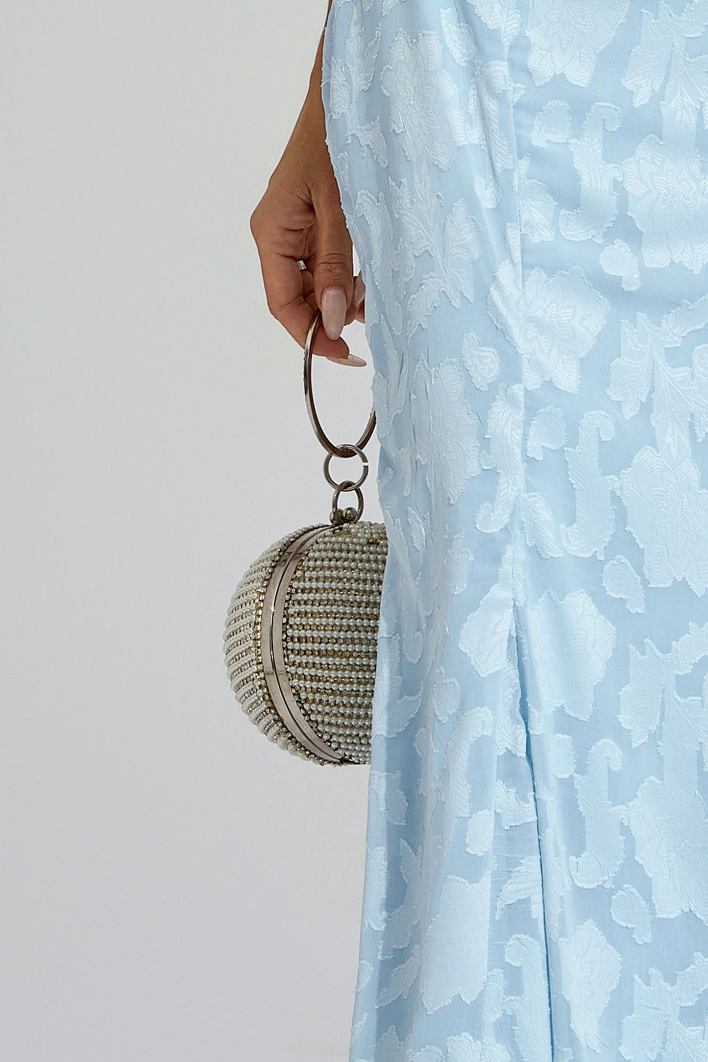 Maldor Silver Round Ball Bag