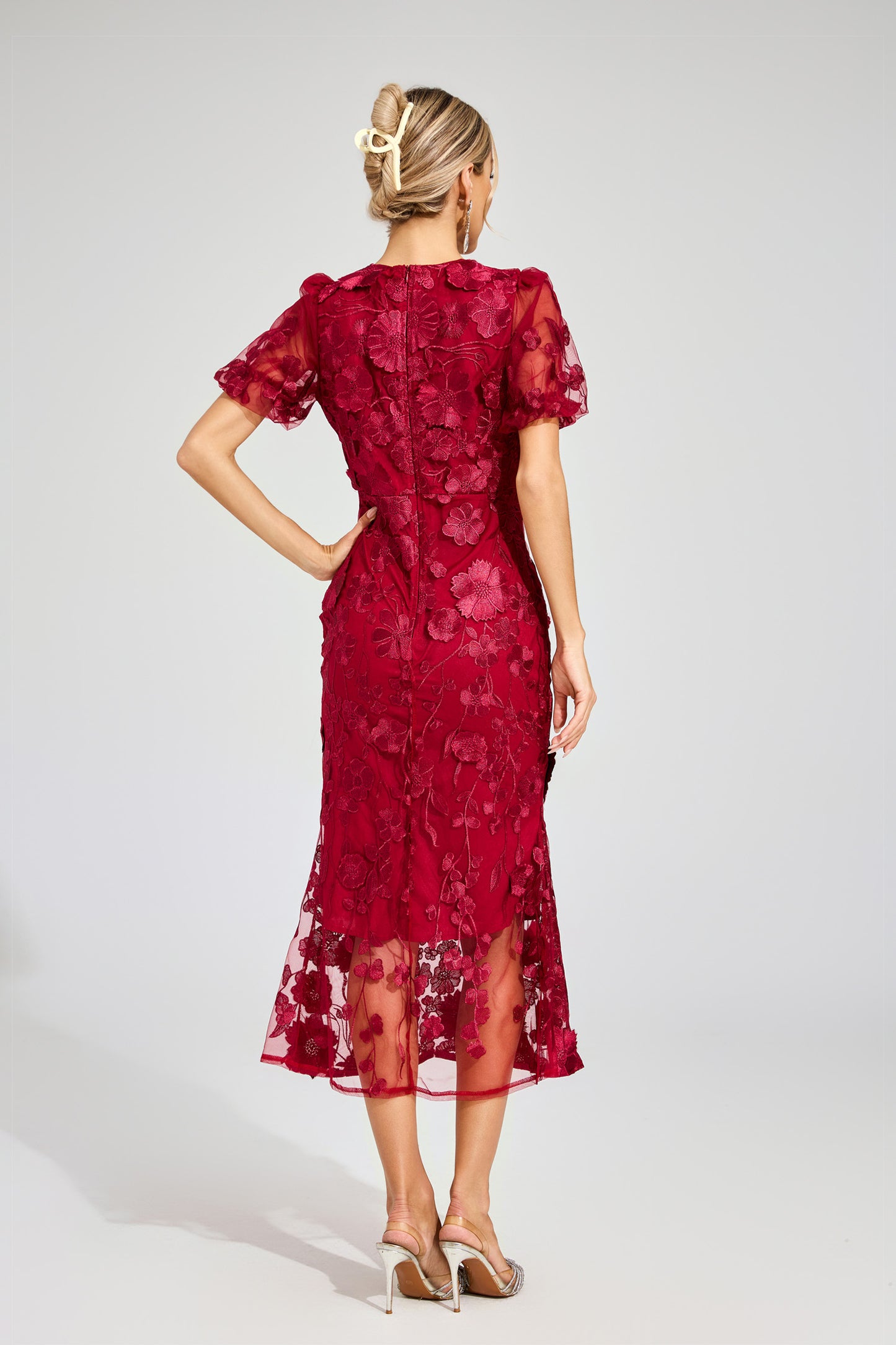 Elvandis Flower Mesh Maxi Dress In Red