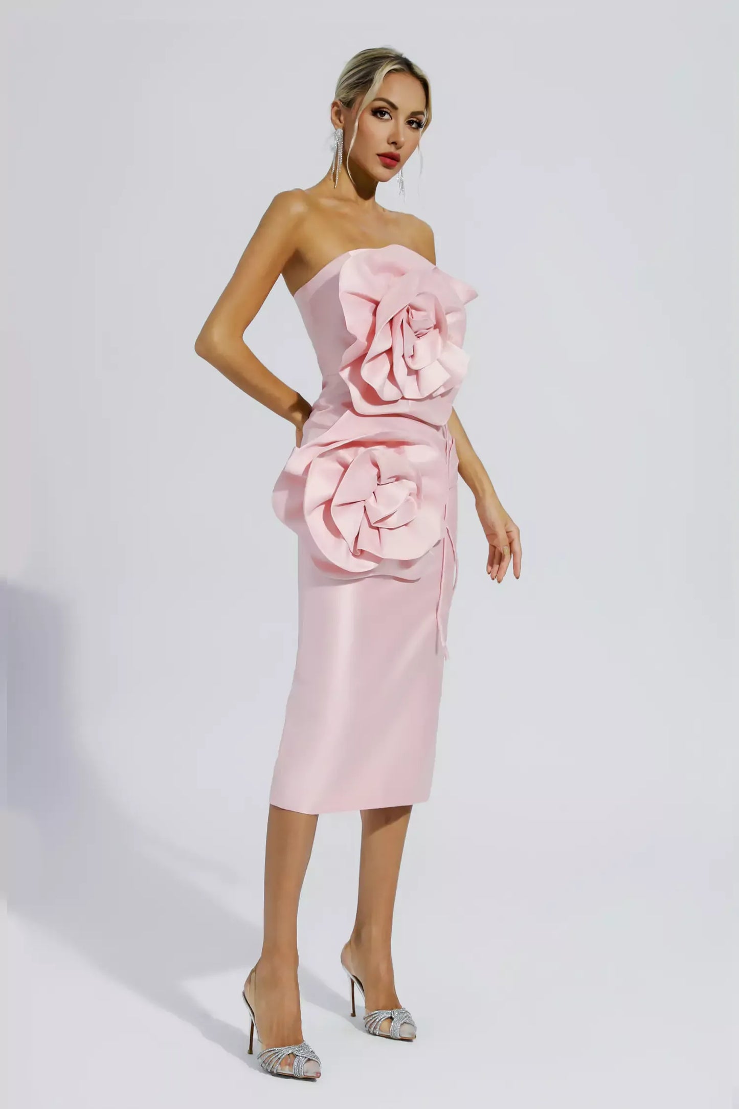 Malia Floral Strapless Midi Dress In Pink