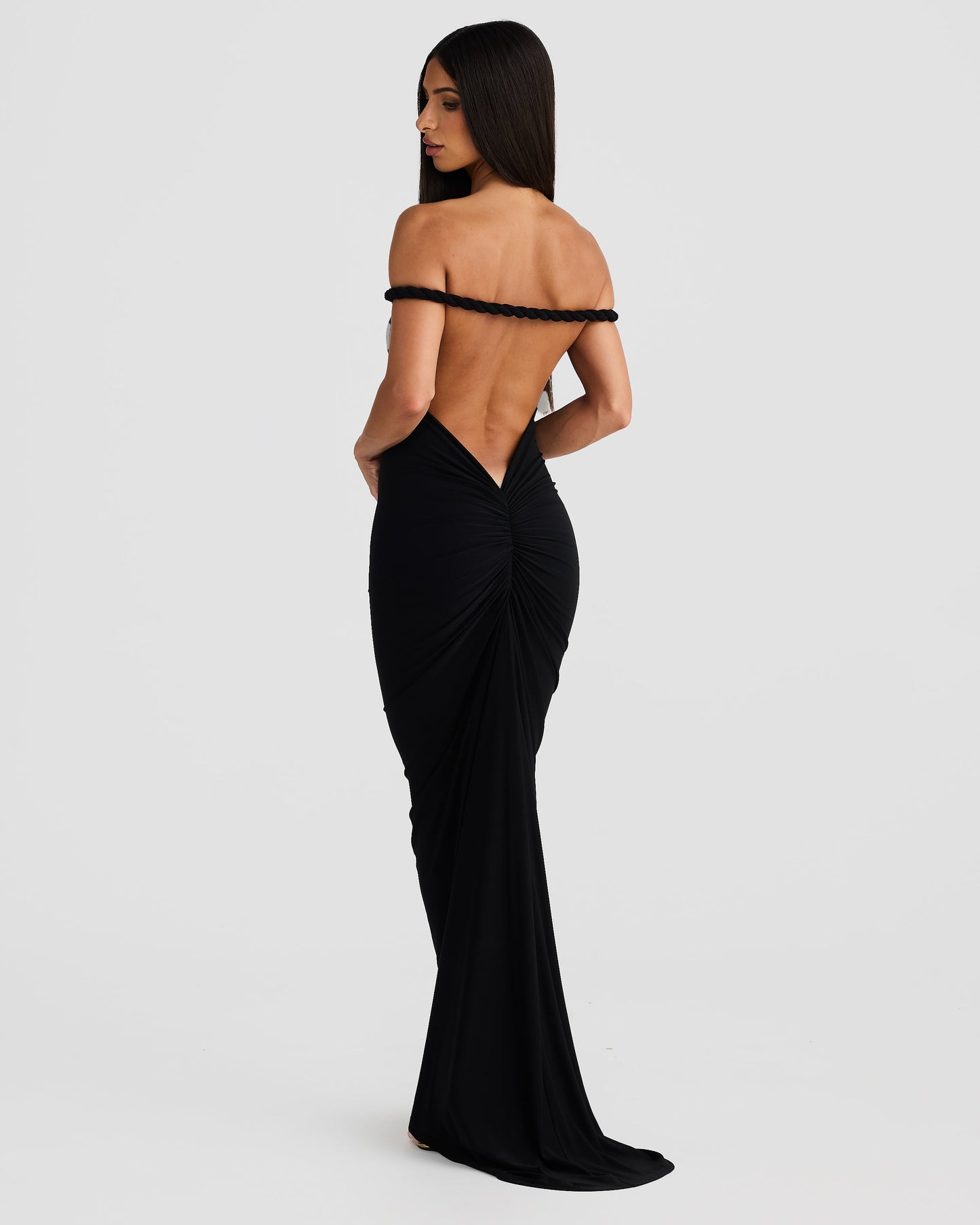 Lesya Halter Neck Pleated Backless Maxi Dress In Black