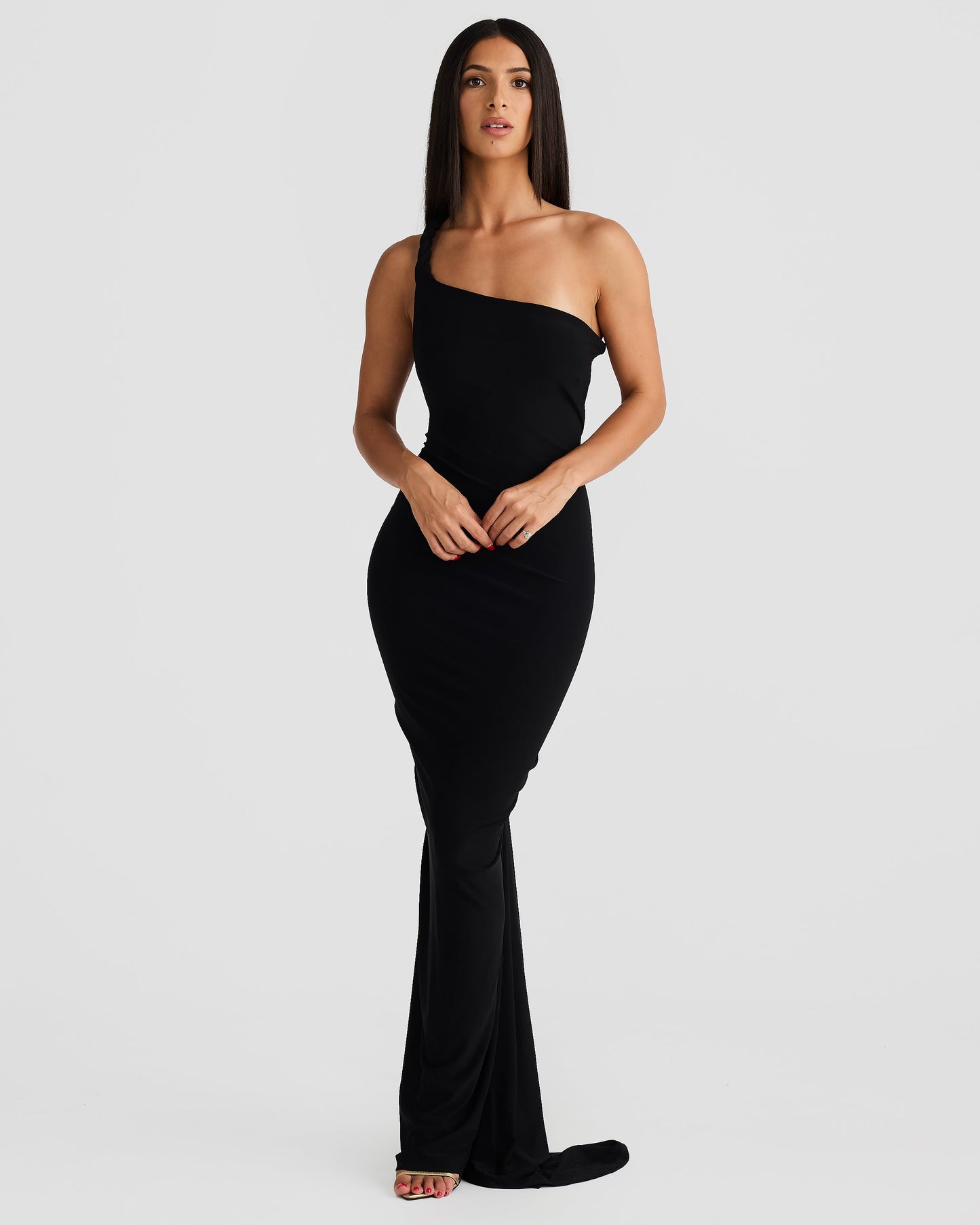 Lesya Halter Neck Pleated Backless Maxi Dress In Black