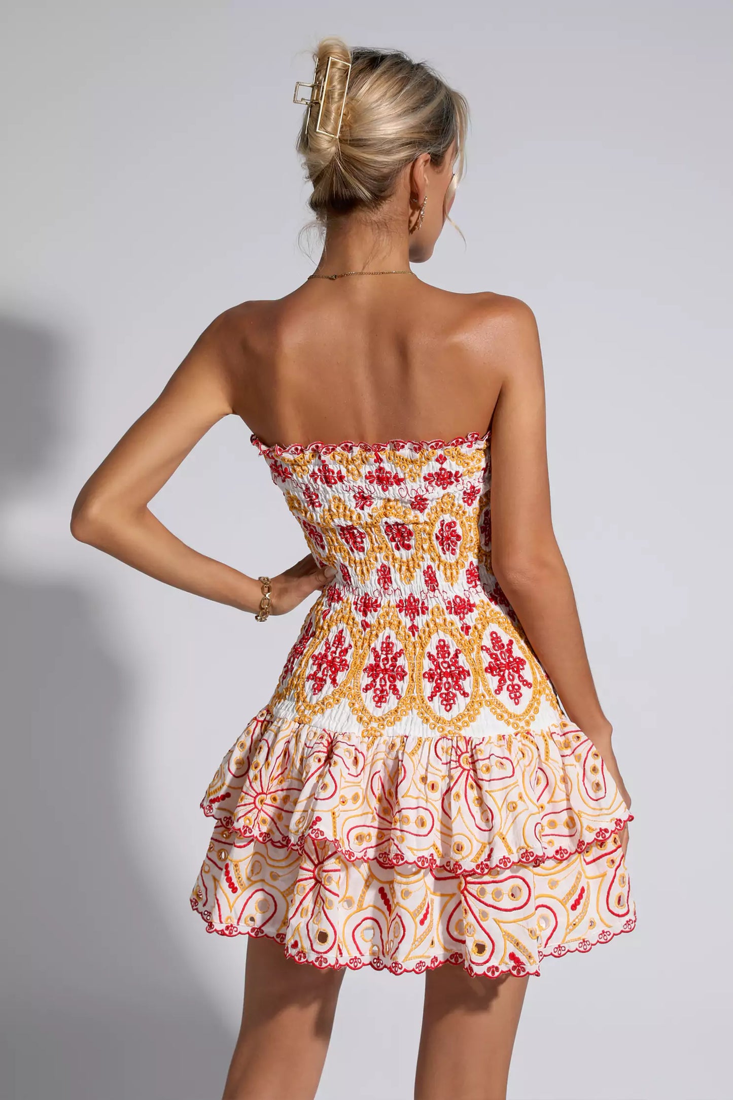 Larry Strapless Ruffle Mini Dress In Red
