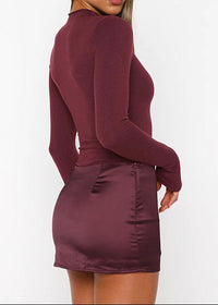 Pryviel Long Sleeve Mini Dress In Wine