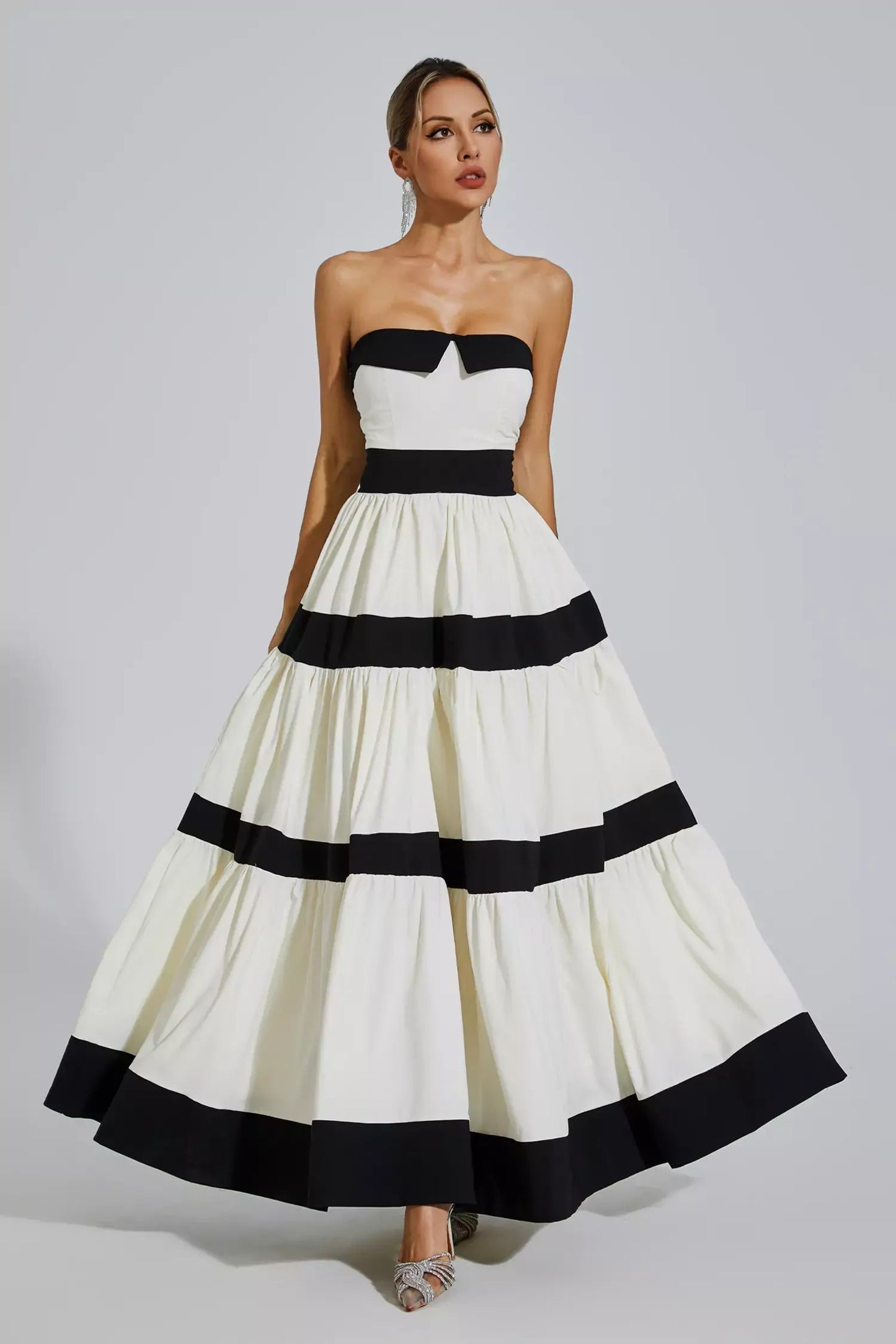 Jerryl Strapless Striped Bowknot Maxi Dress In White