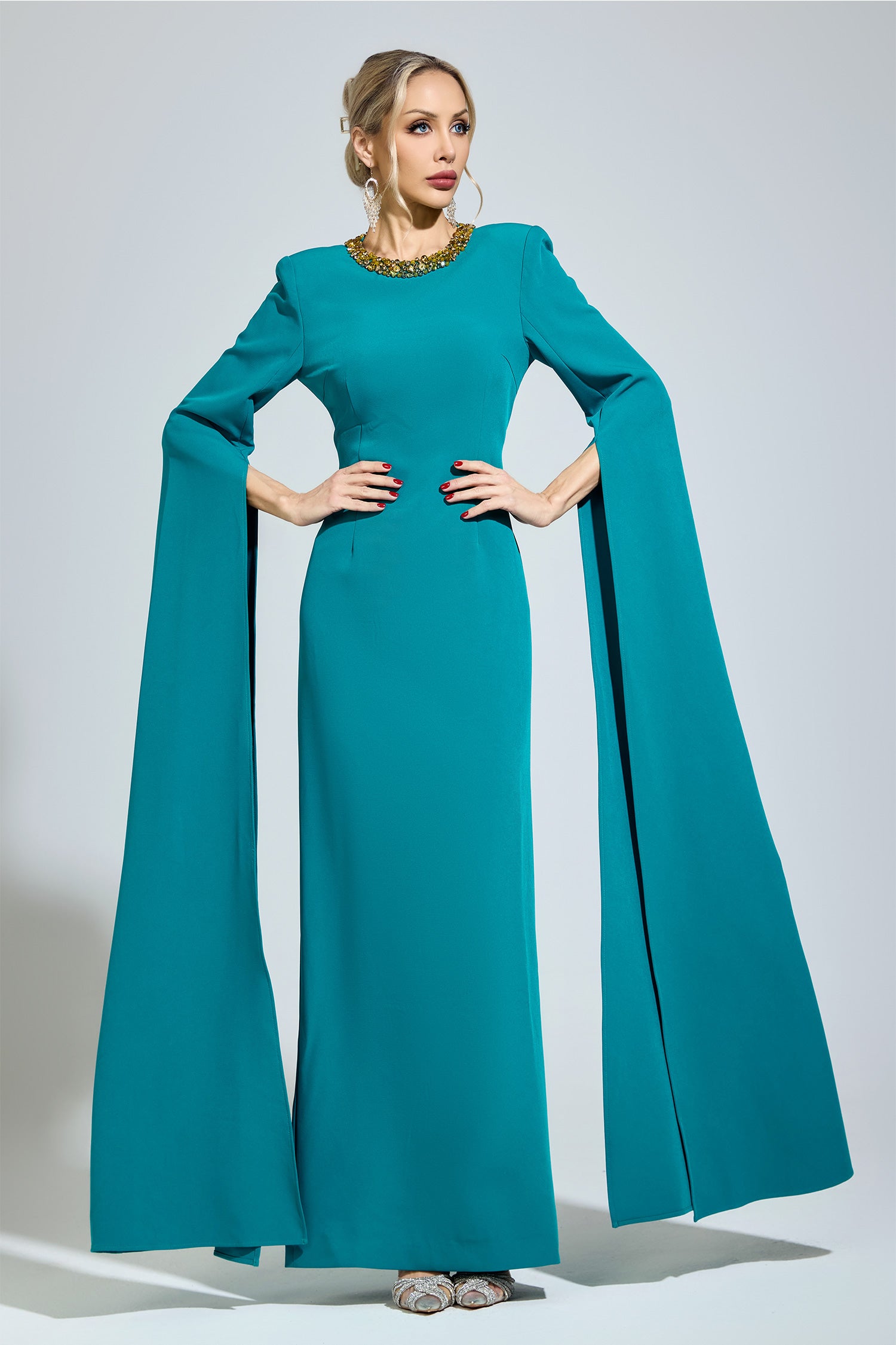 Ovarion Green Dragging Sleeve Maxi Dress