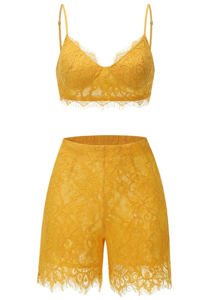 Reegan Lace Three Piece Set In Amber Yellow