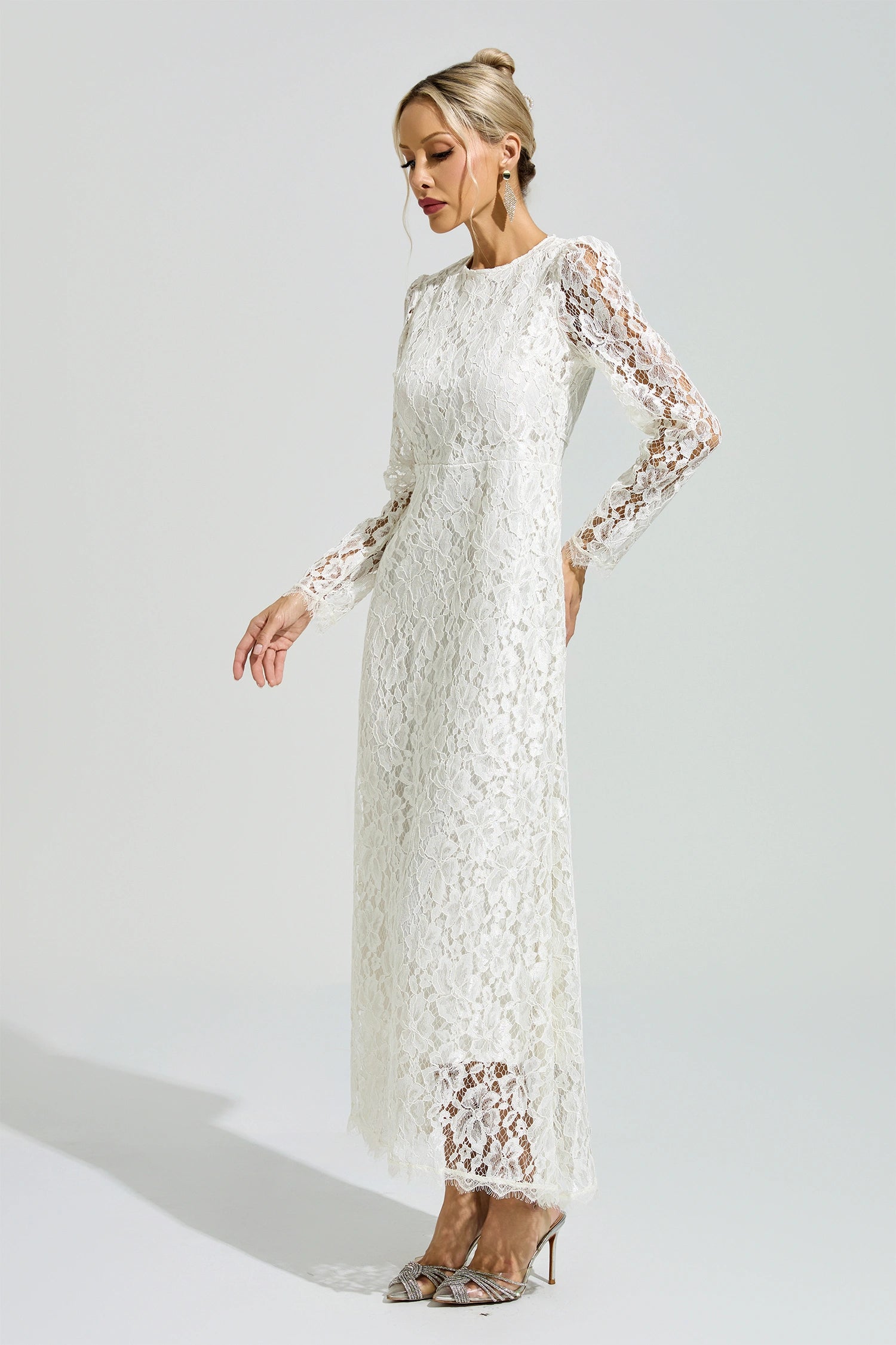 Nuvarek White Long Sleeve Lace Maxi Dress