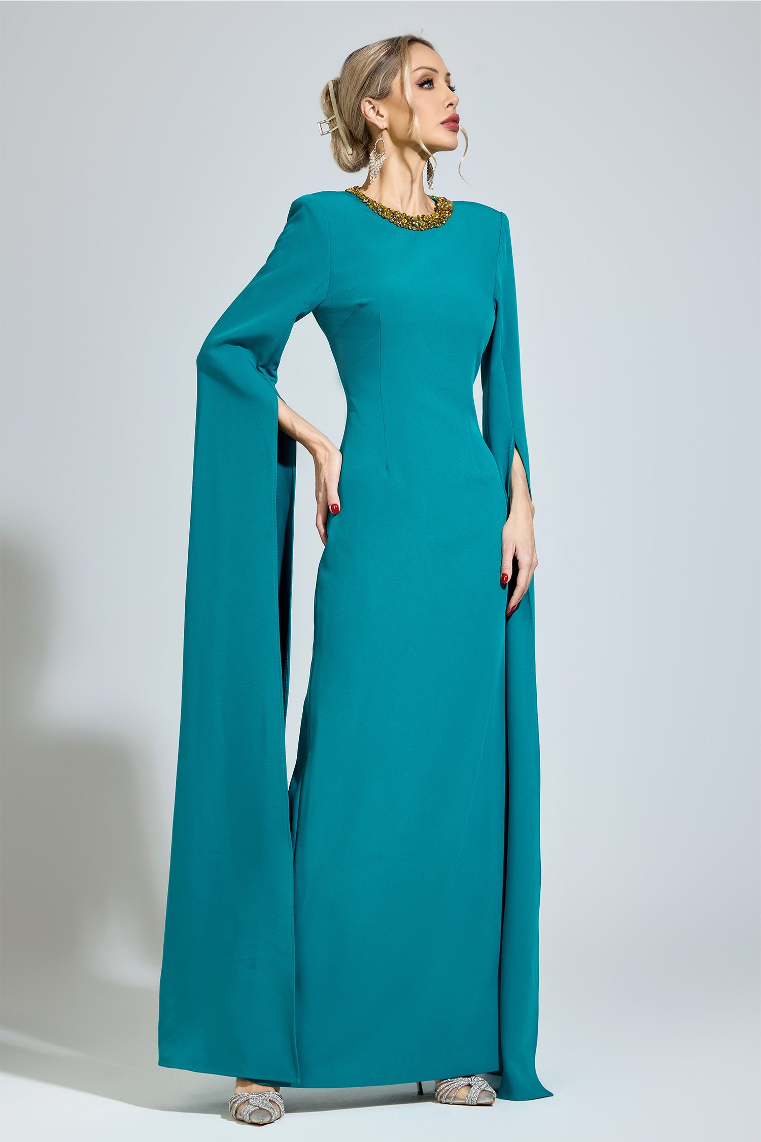 Ovarion Green Dragging Sleeve Maxi Dress