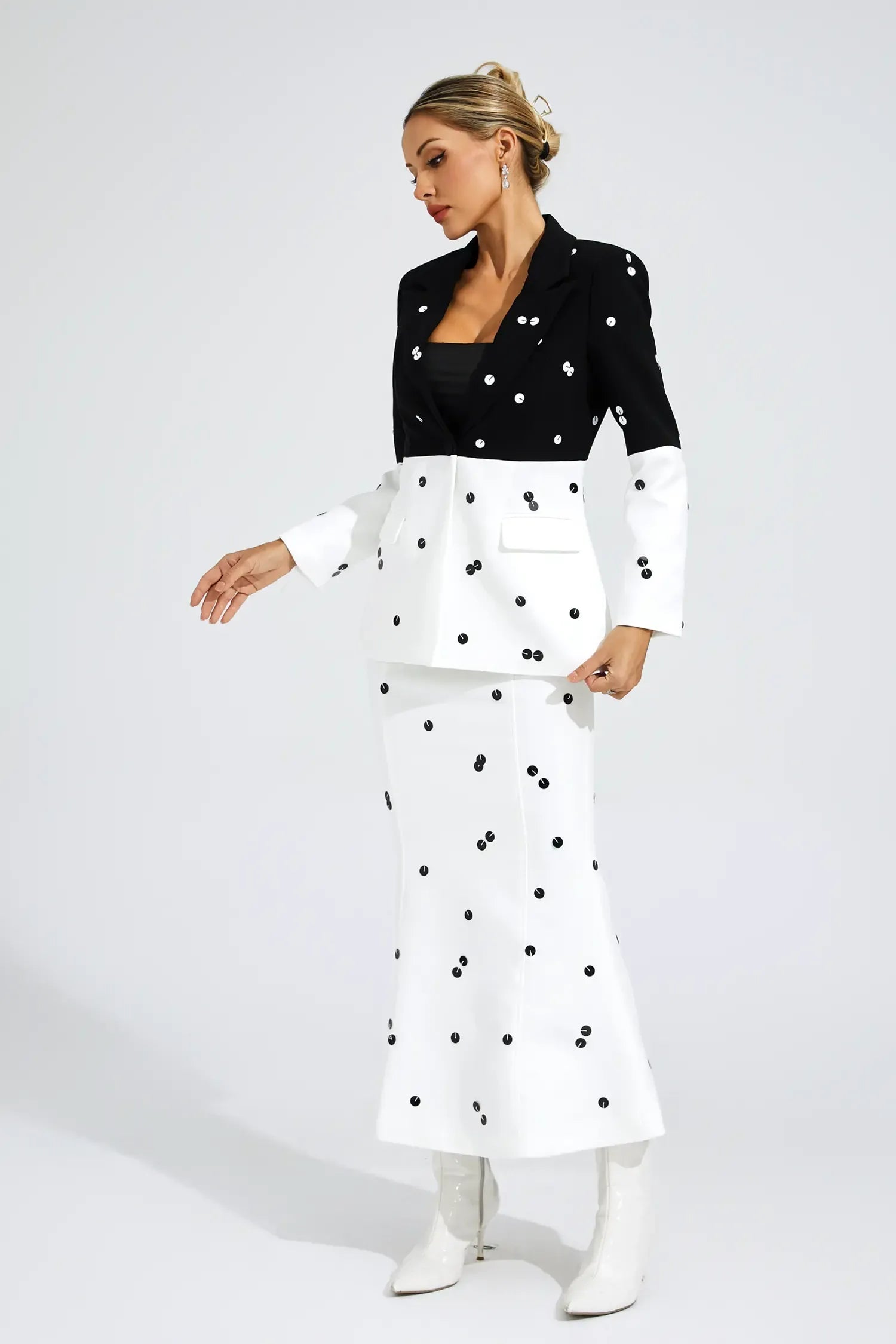 Daryle Polka Dot Sequins Blazer Set In White