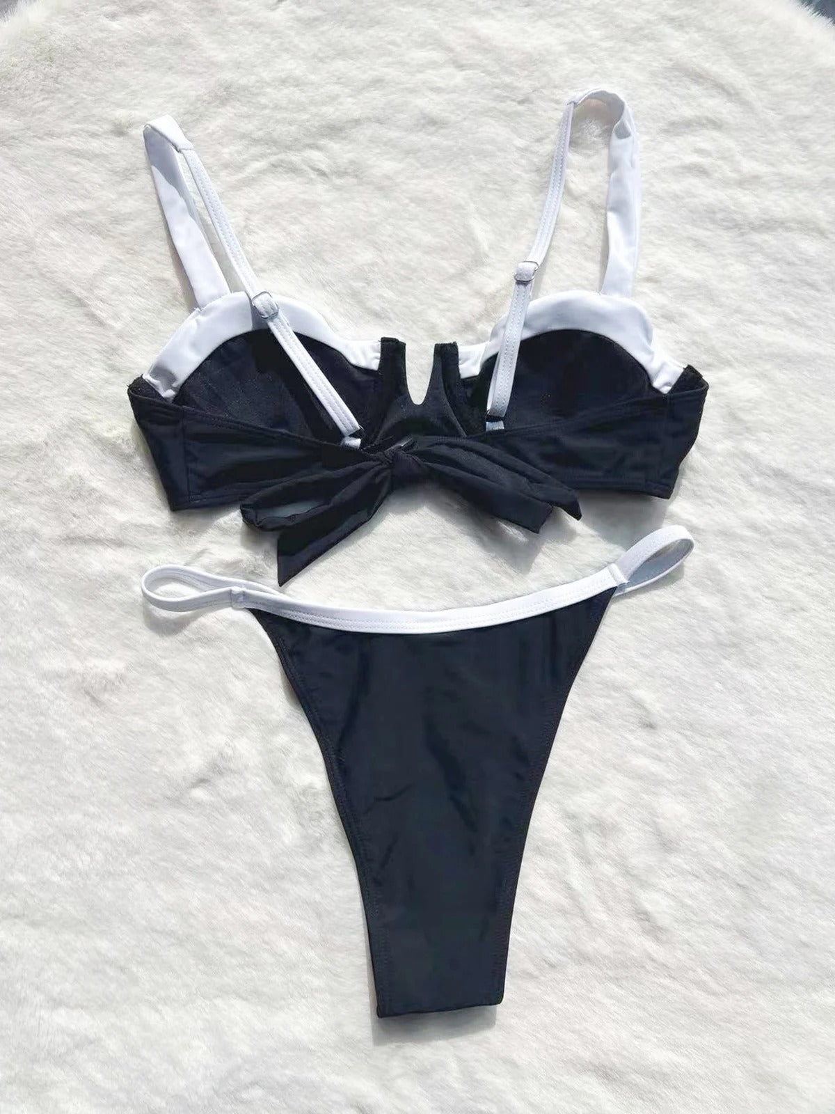 Berit Bandeau Bikini In Black