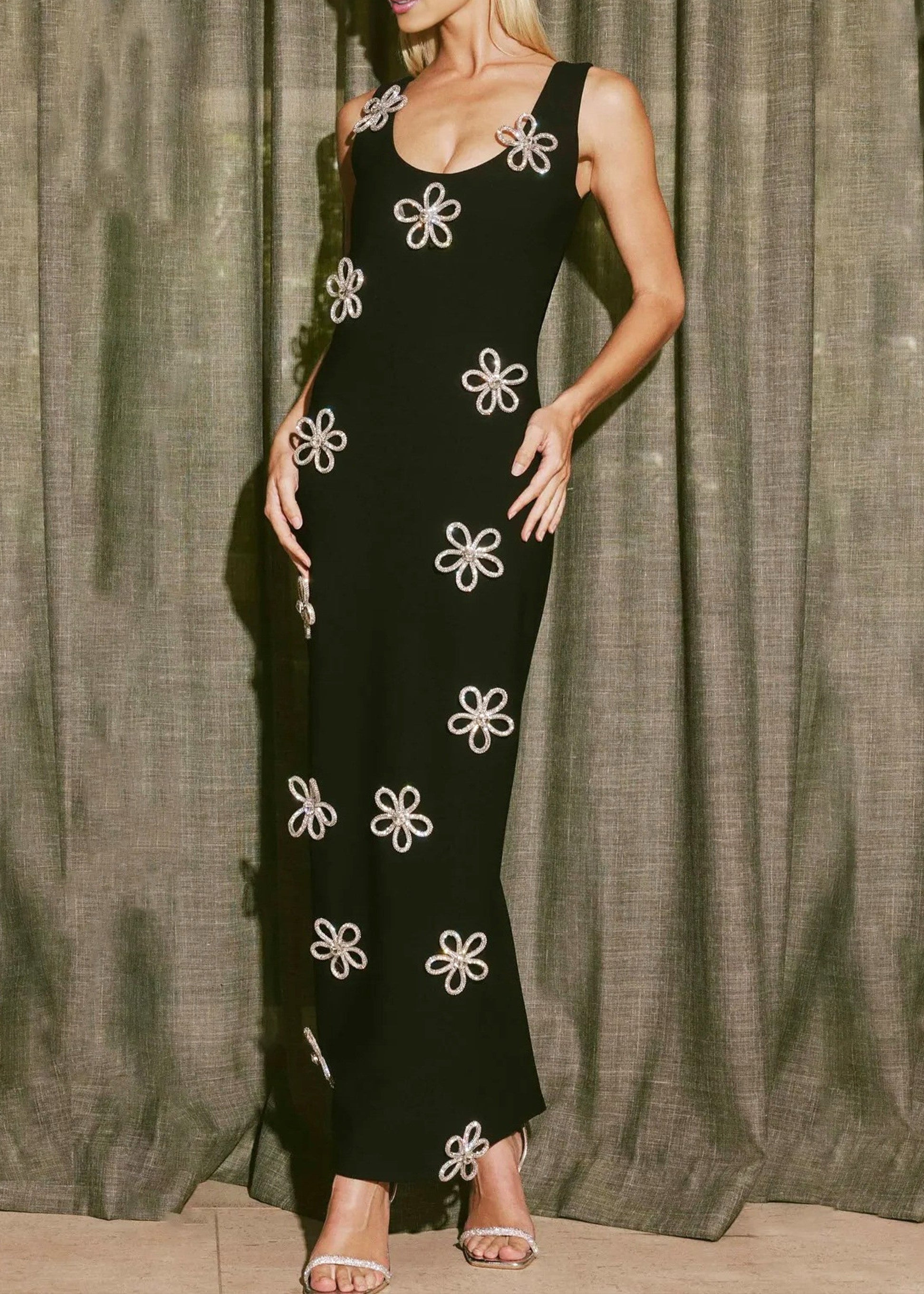 Ainmuire Crystal Floral Detail Maxi Dress In Black