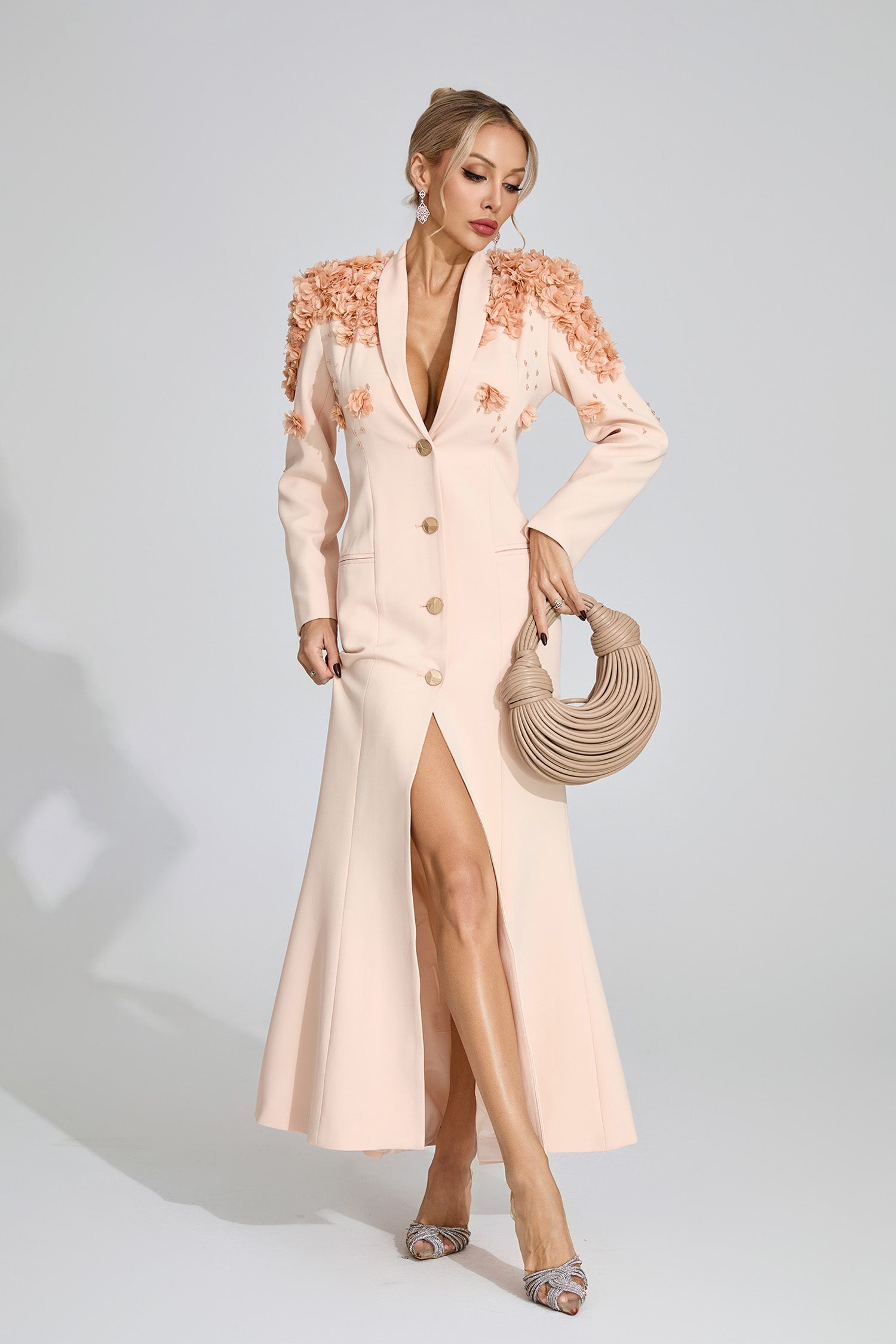 Jelia Long Sleeve Flower Maxi Dress