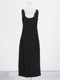 Safa Flower Crystal Embellished Midi Bandage Dress