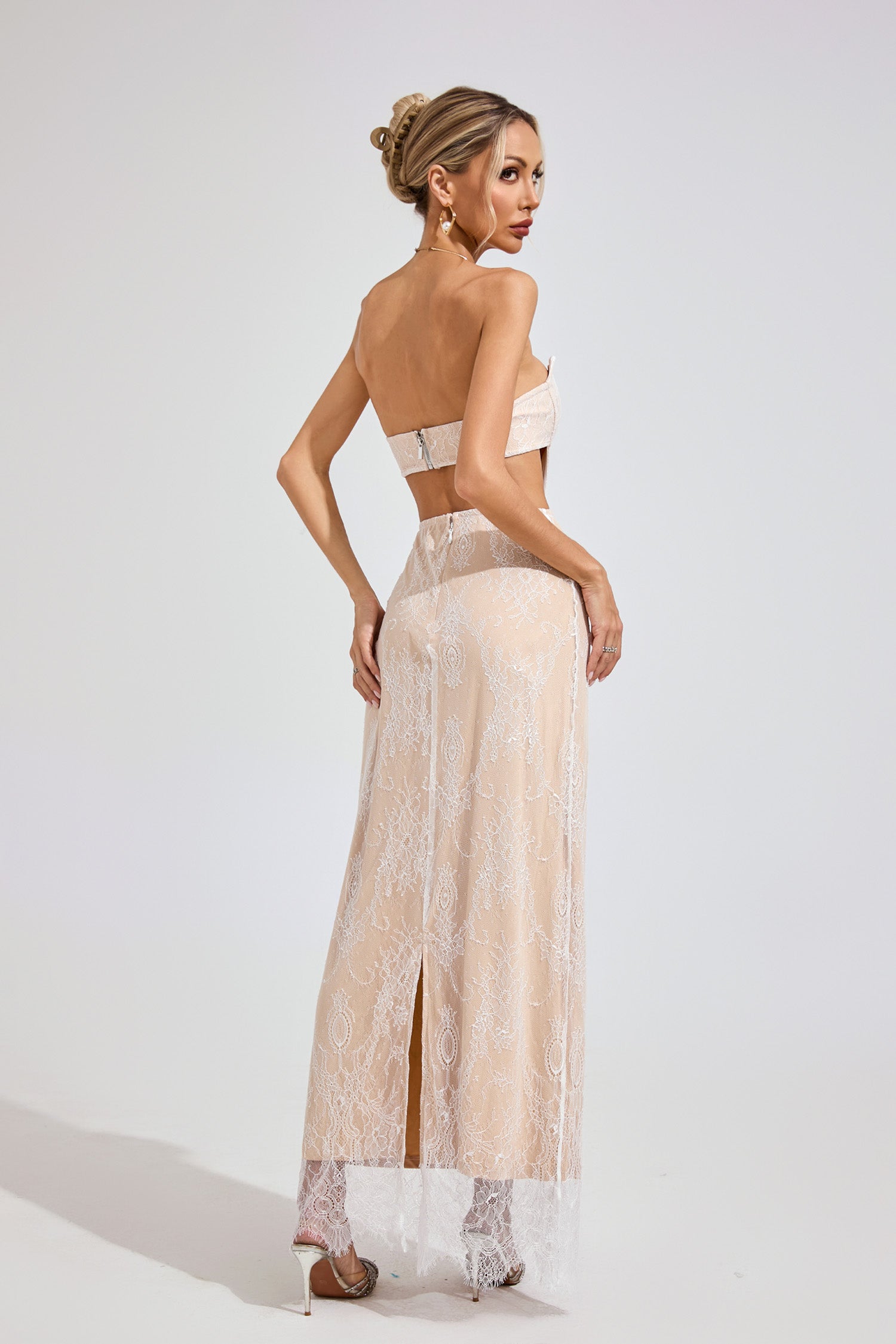 Eldritar Lace Off-Shoulder Maxi Dress In Apricot