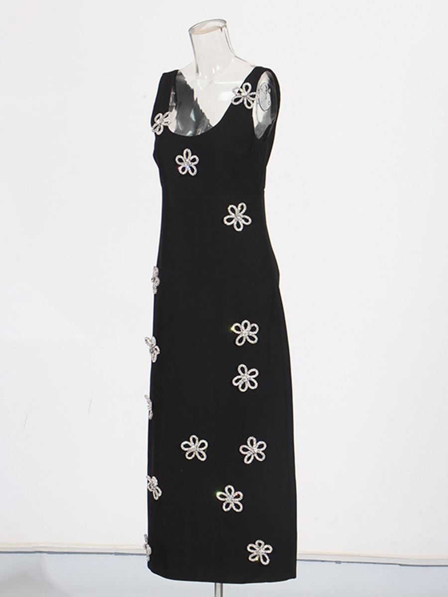 Safa Flower Crystal Embellished Midi Bandage Dress