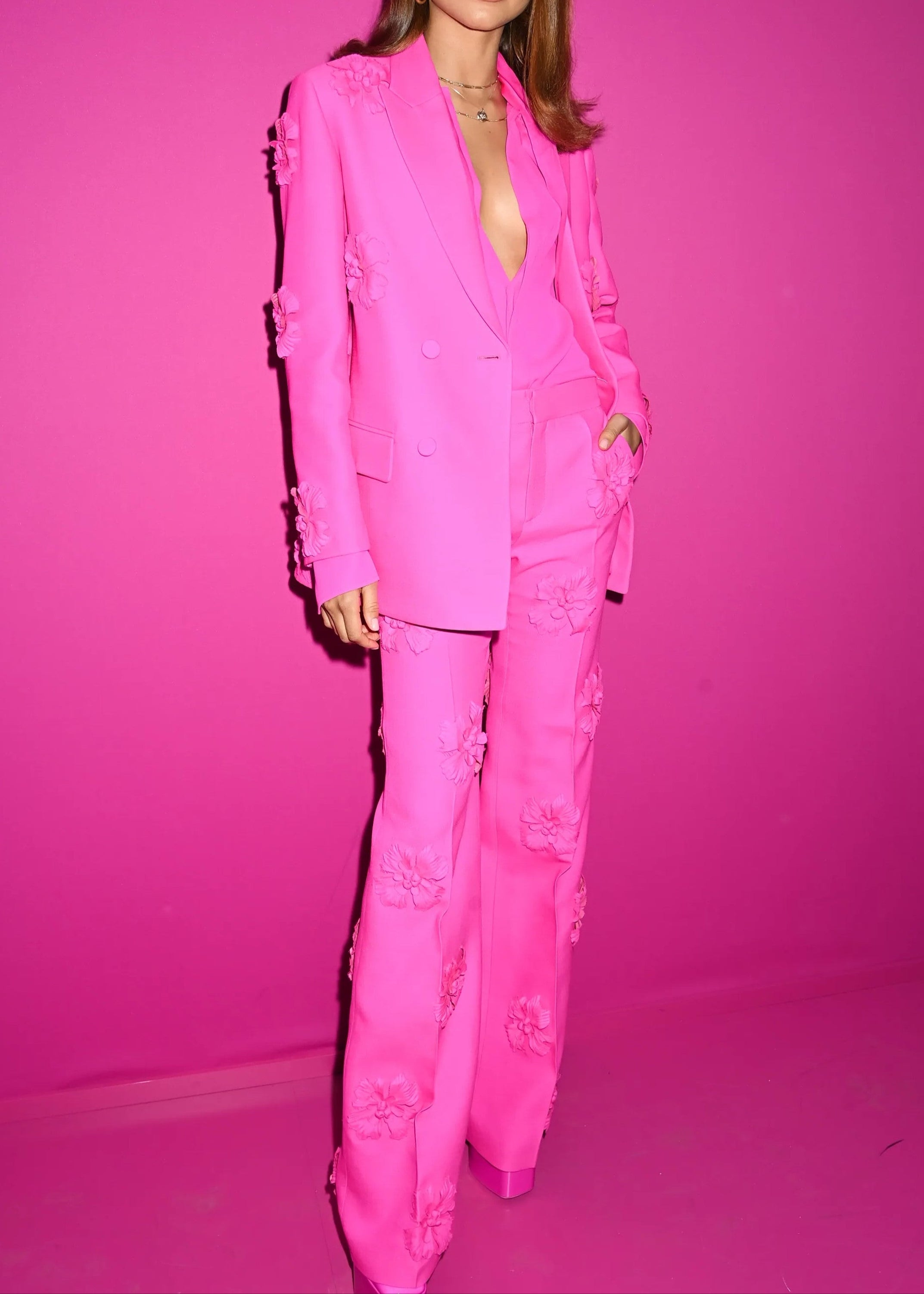 Hervise Long Sleeve Floral Detail Suit In Pink