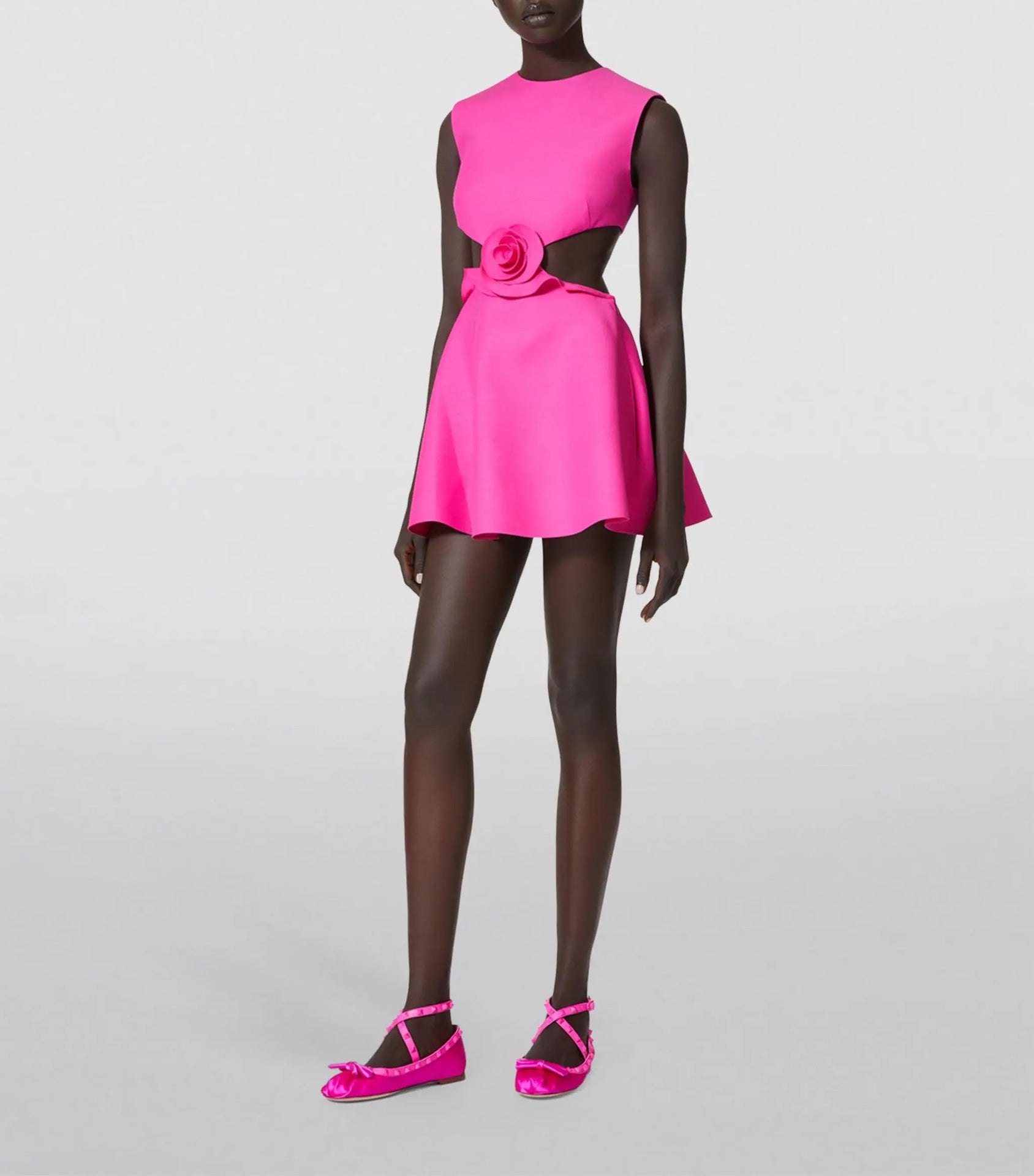 Nlia Sleeveless Cutout Flower Mini Dress