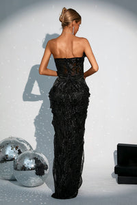 Texelle Lace Maxi Dress In Black