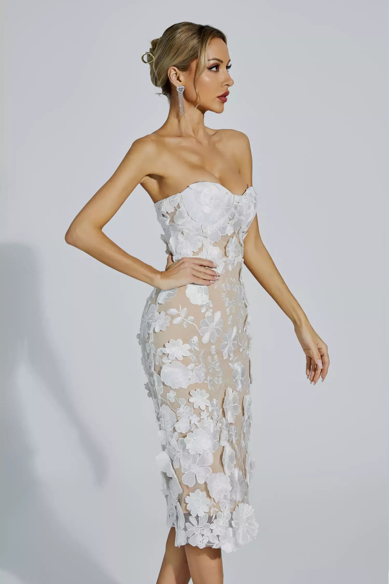 Lotus White Lace Flower Off-shoulder Dress