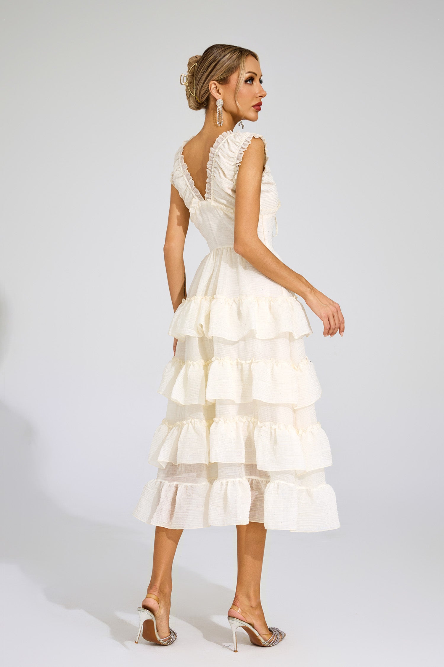 Dazmir Sleeveless Ruffled Dress In Beige
