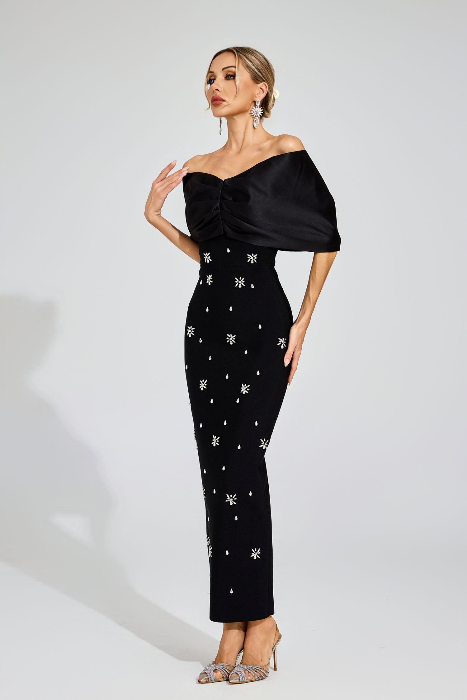 Eryndra Diamond Bandage Maxi Dress In Black