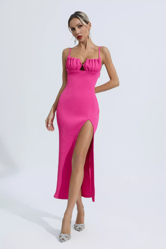 Agnes Shell Breast Knitted Midi Dress In Pink