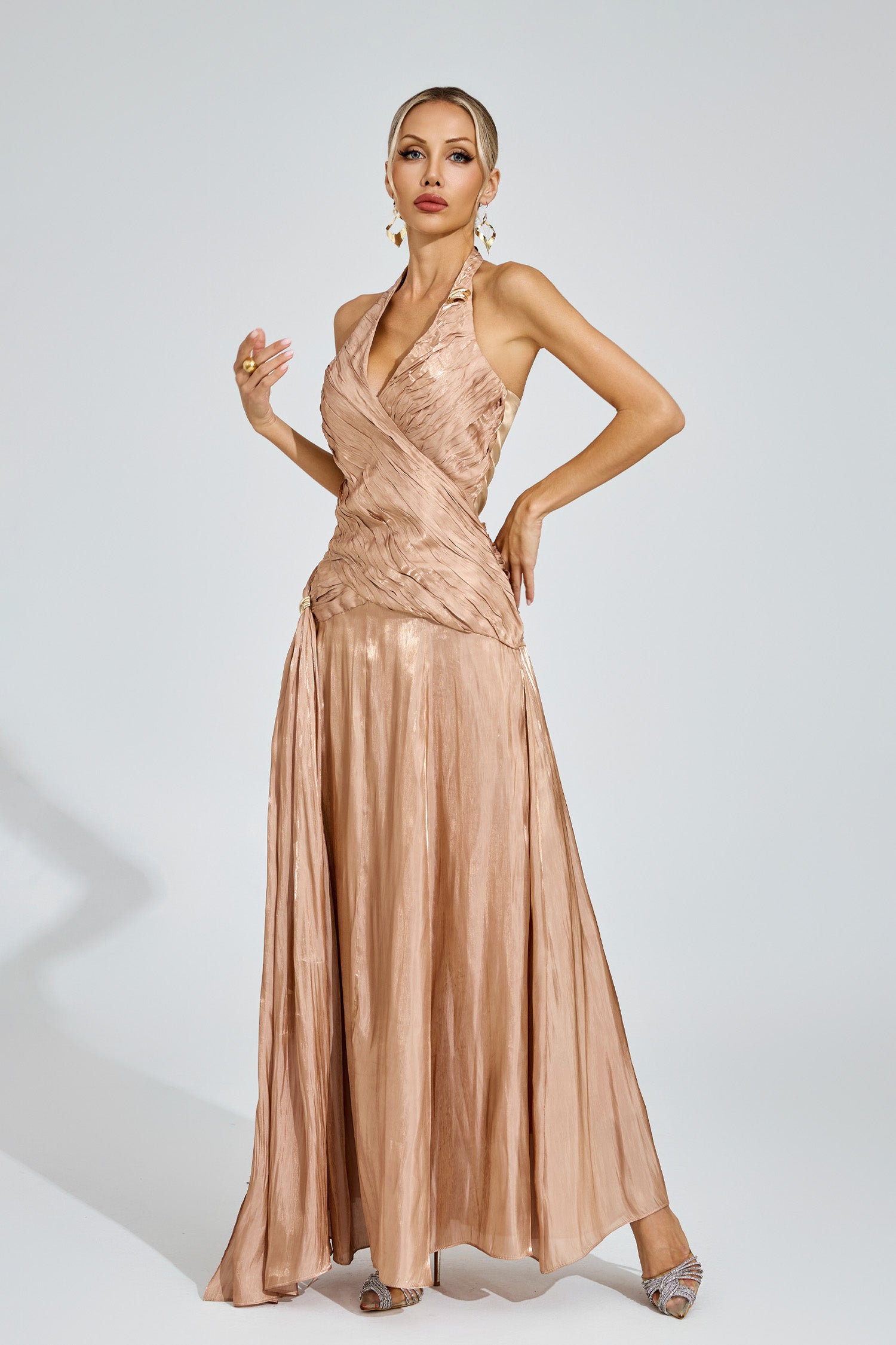 Daldriel Halter Maxi Dress In Champagne