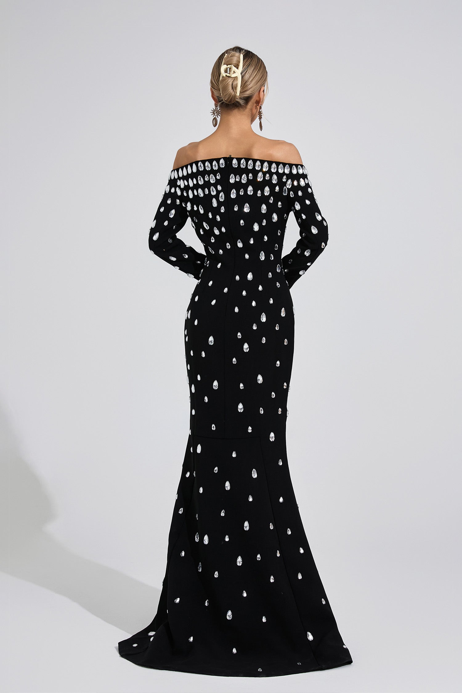 Lunvaris Black Diamond Maxi Dress