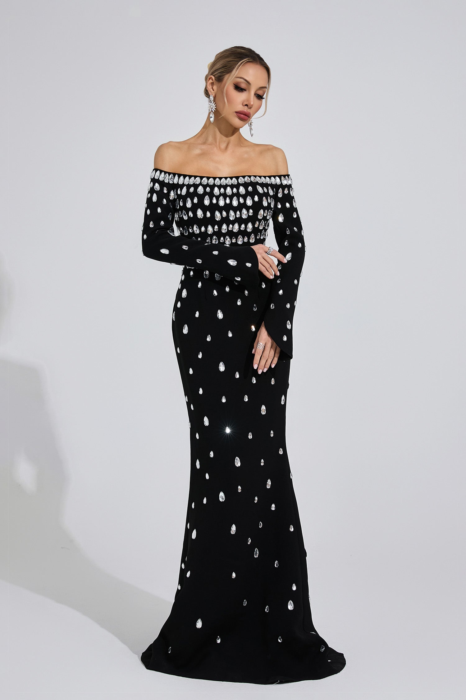Lunvaris Black Diamond Maxi Dress
