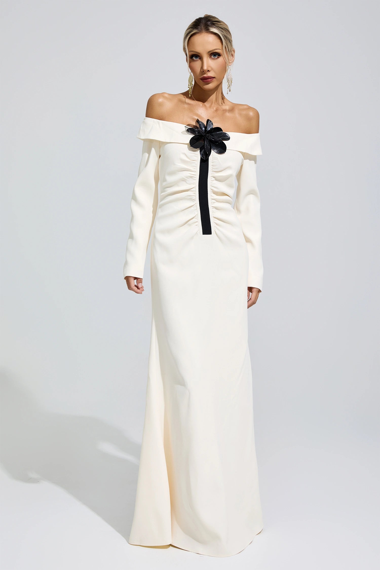 Kryndel White Off Shoulder Flower Maxi Dress