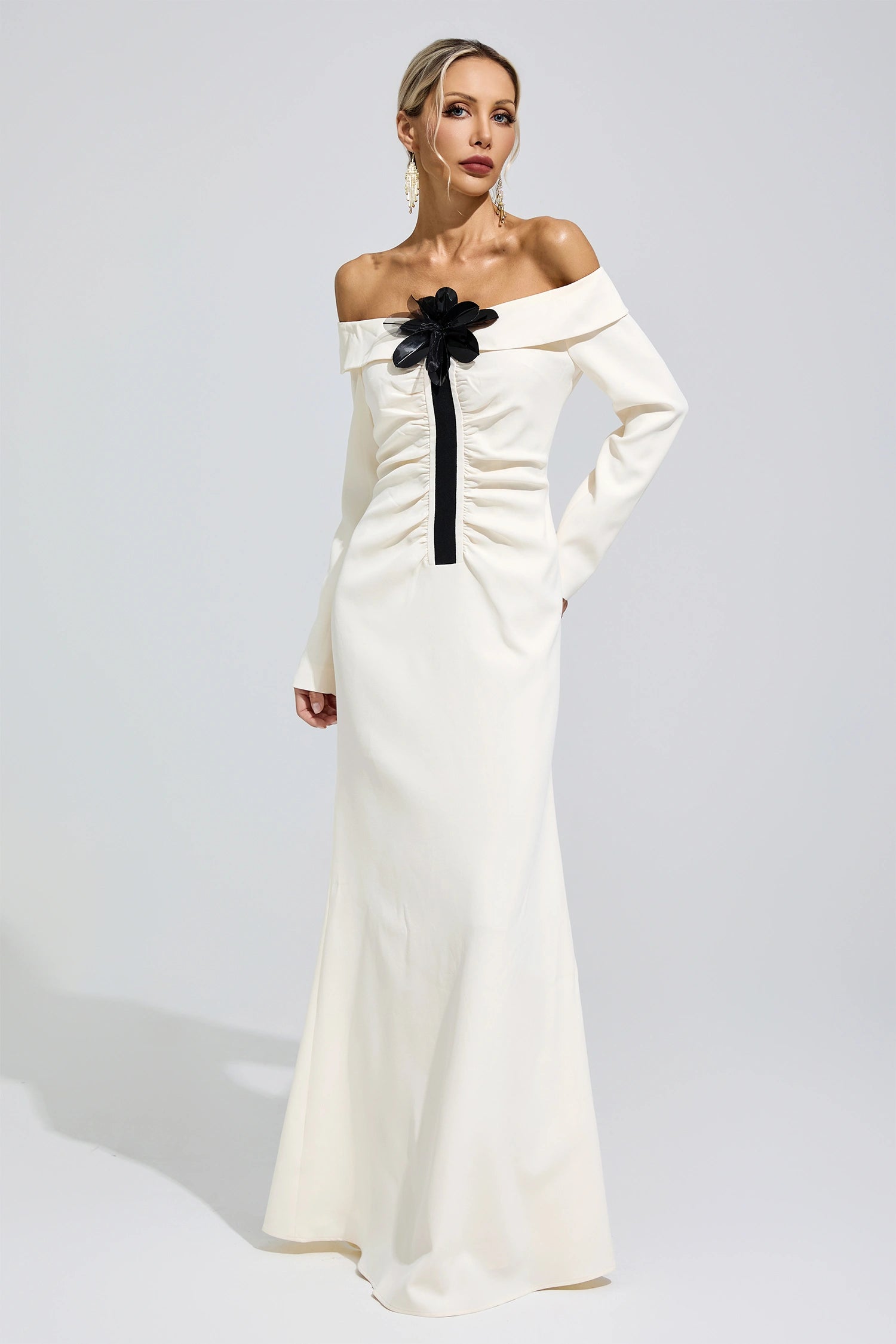 Kryndel White Off Shoulder Flower Maxi Dress