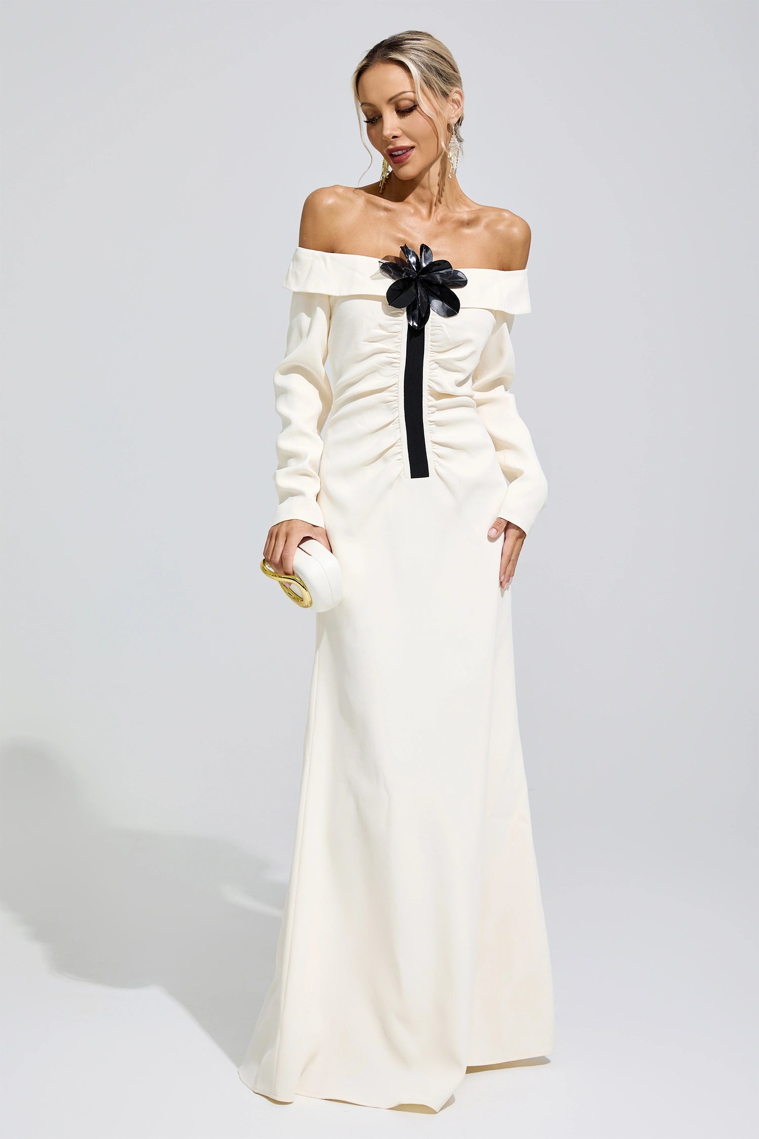 Kryndel White Off Shoulder Flower Maxi Dress