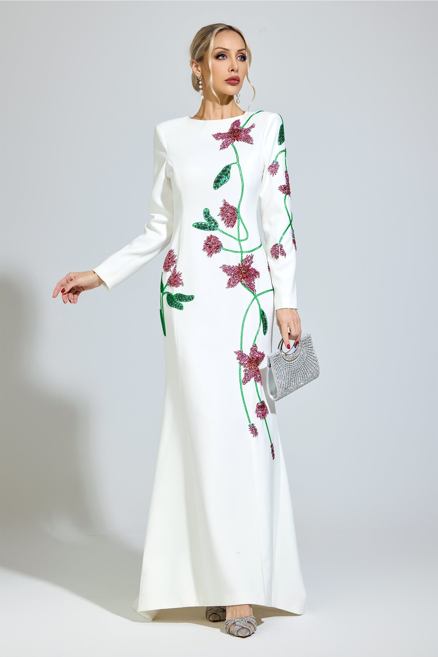 Aerthion White Floral Maxi Dress