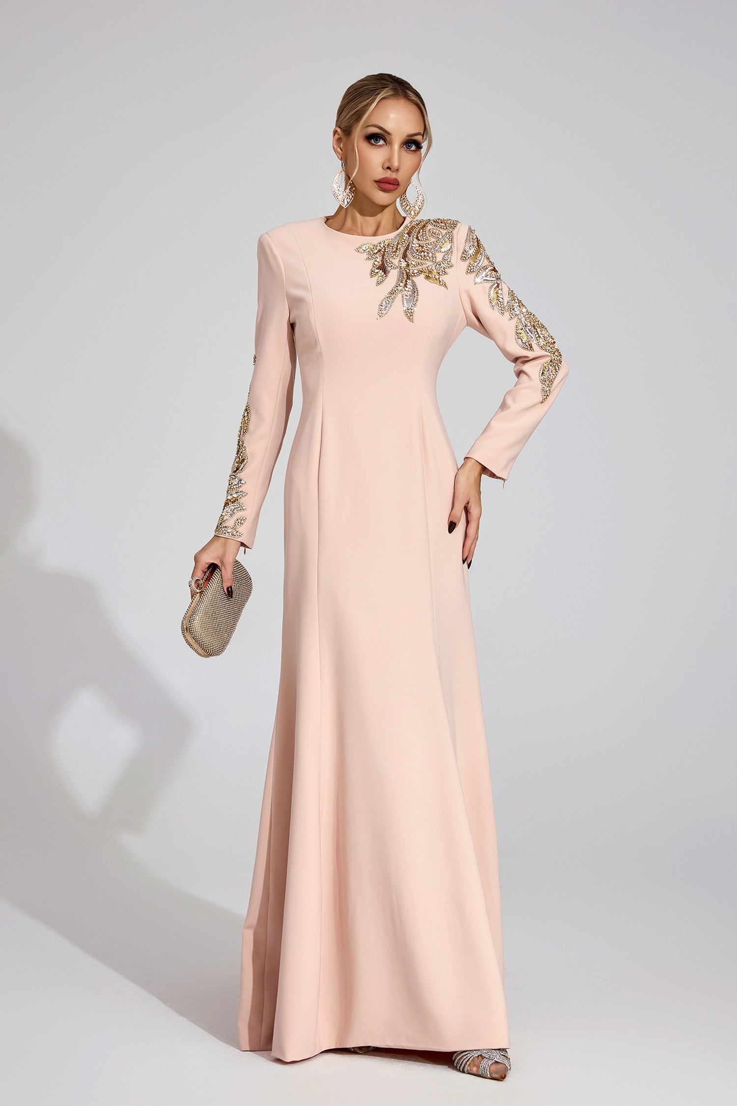 Finnegan Elegant Maxi Dress In Apricot