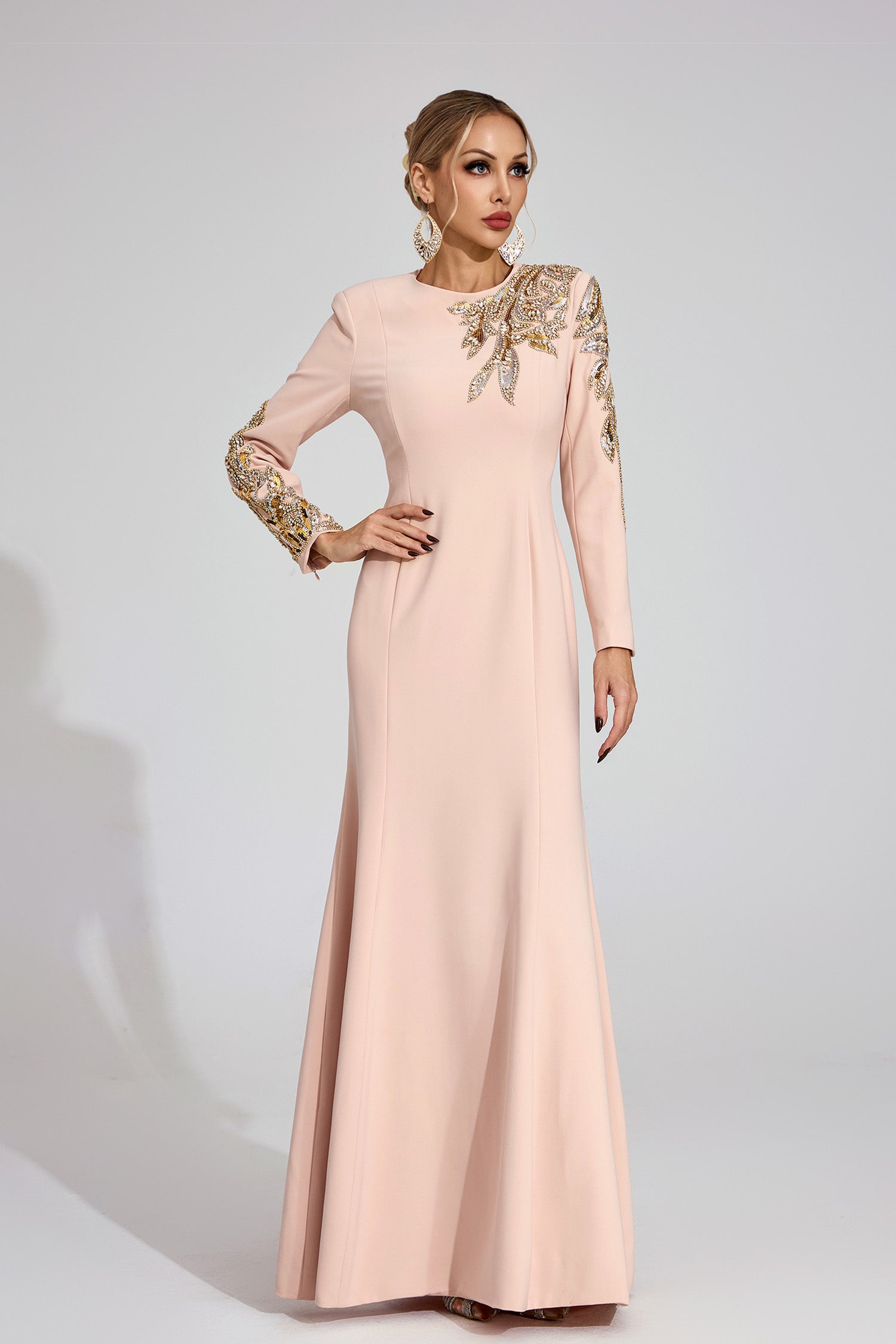 Finnegan Elegant Maxi Dress In Apricot