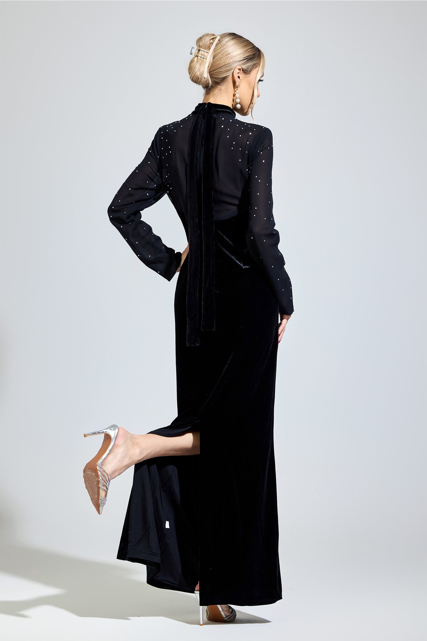 Sovqen Black Velvet Maxi Dress
