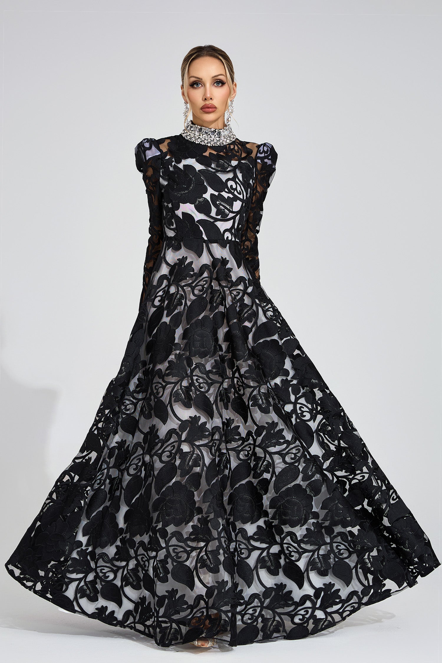 Cyraveth Black Diamond Maxi Dress