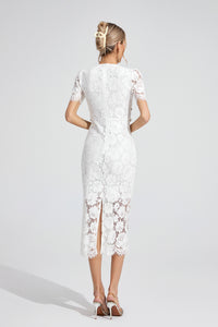 Vaendrix Ivory Lace Maxi Dress