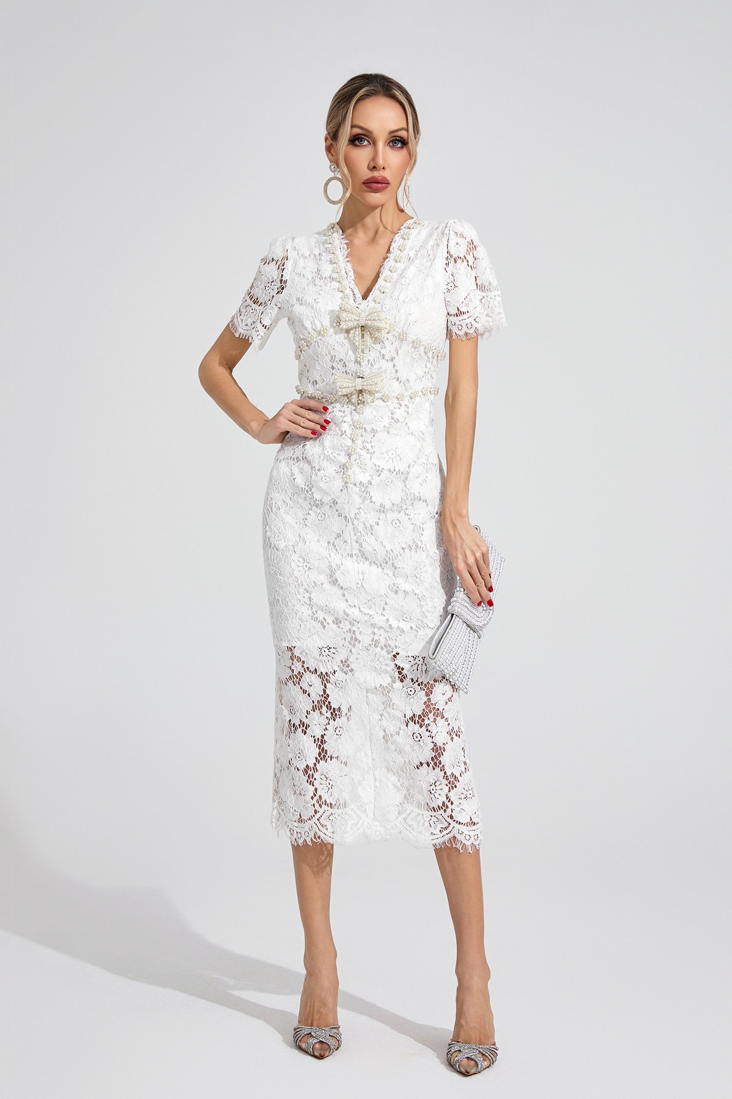 Vaendrix Ivory Lace Maxi Dress