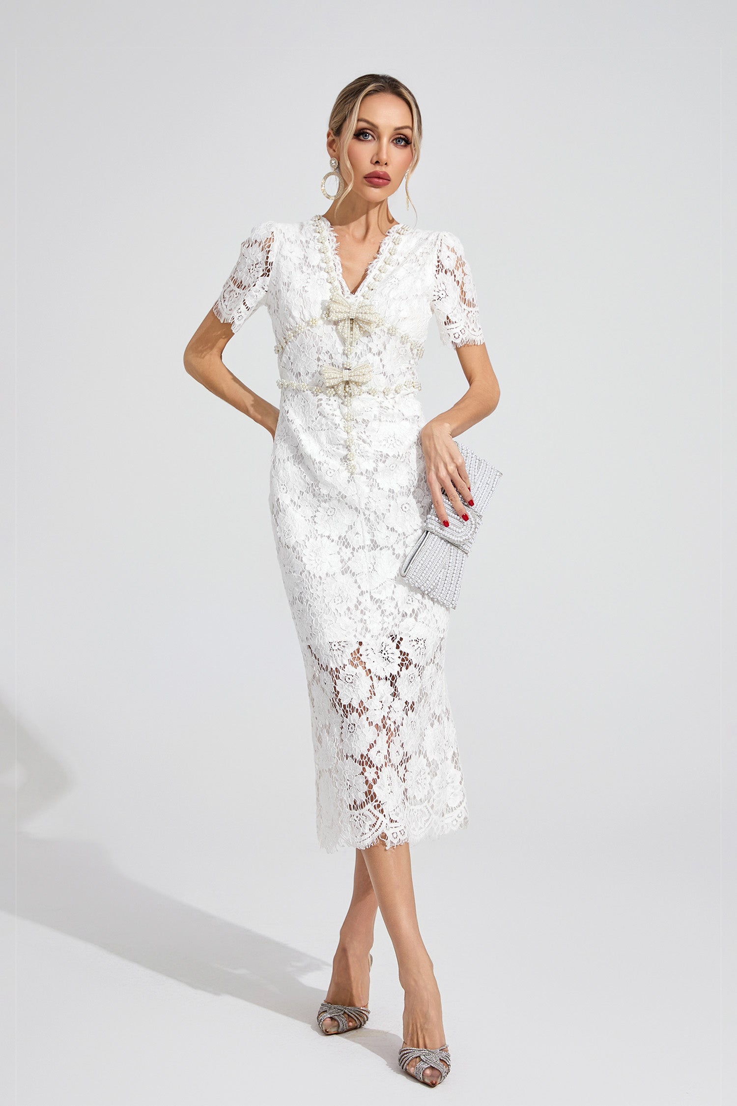 Vaendrix Ivory Lace Maxi Dress