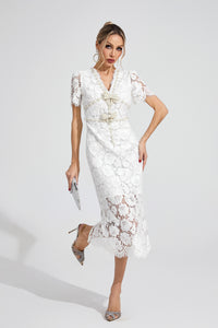 Vaendrix Ivory Lace Maxi Dress