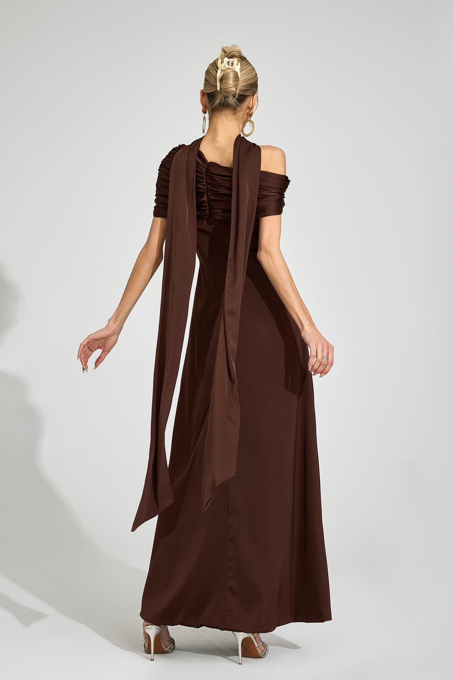 Gryvion Brown Floral Maxi Dress