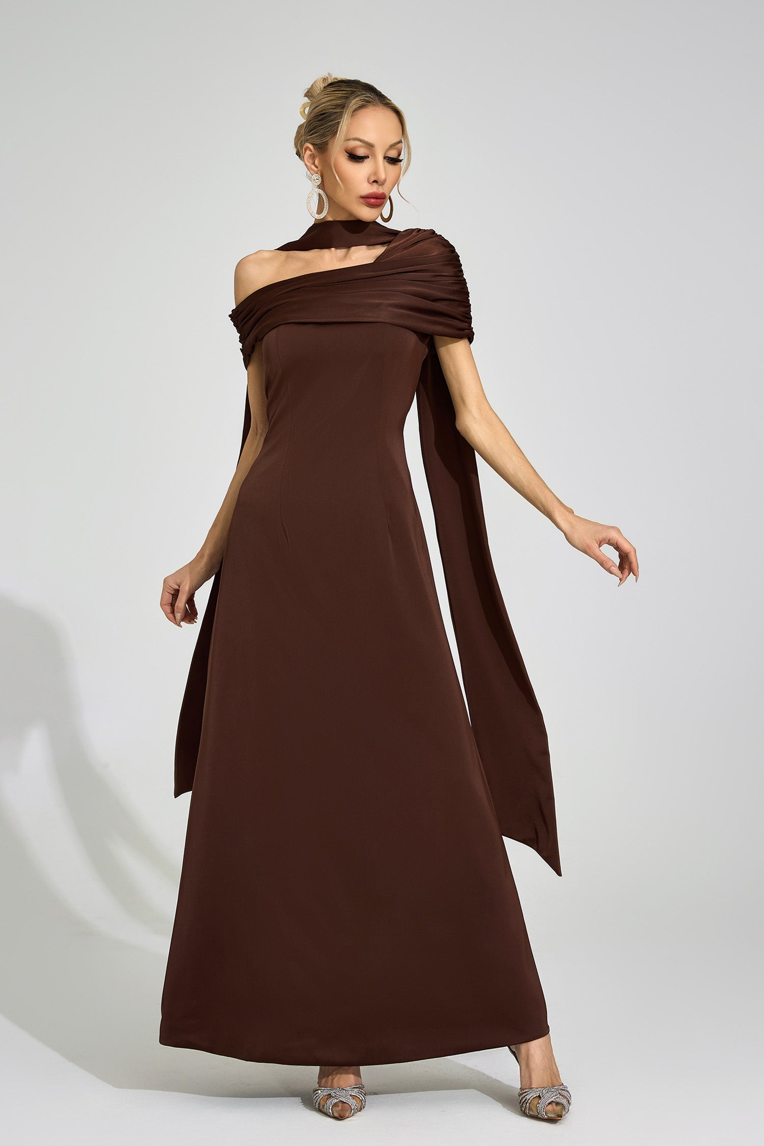 Gryvion Brown Floral Maxi Dress