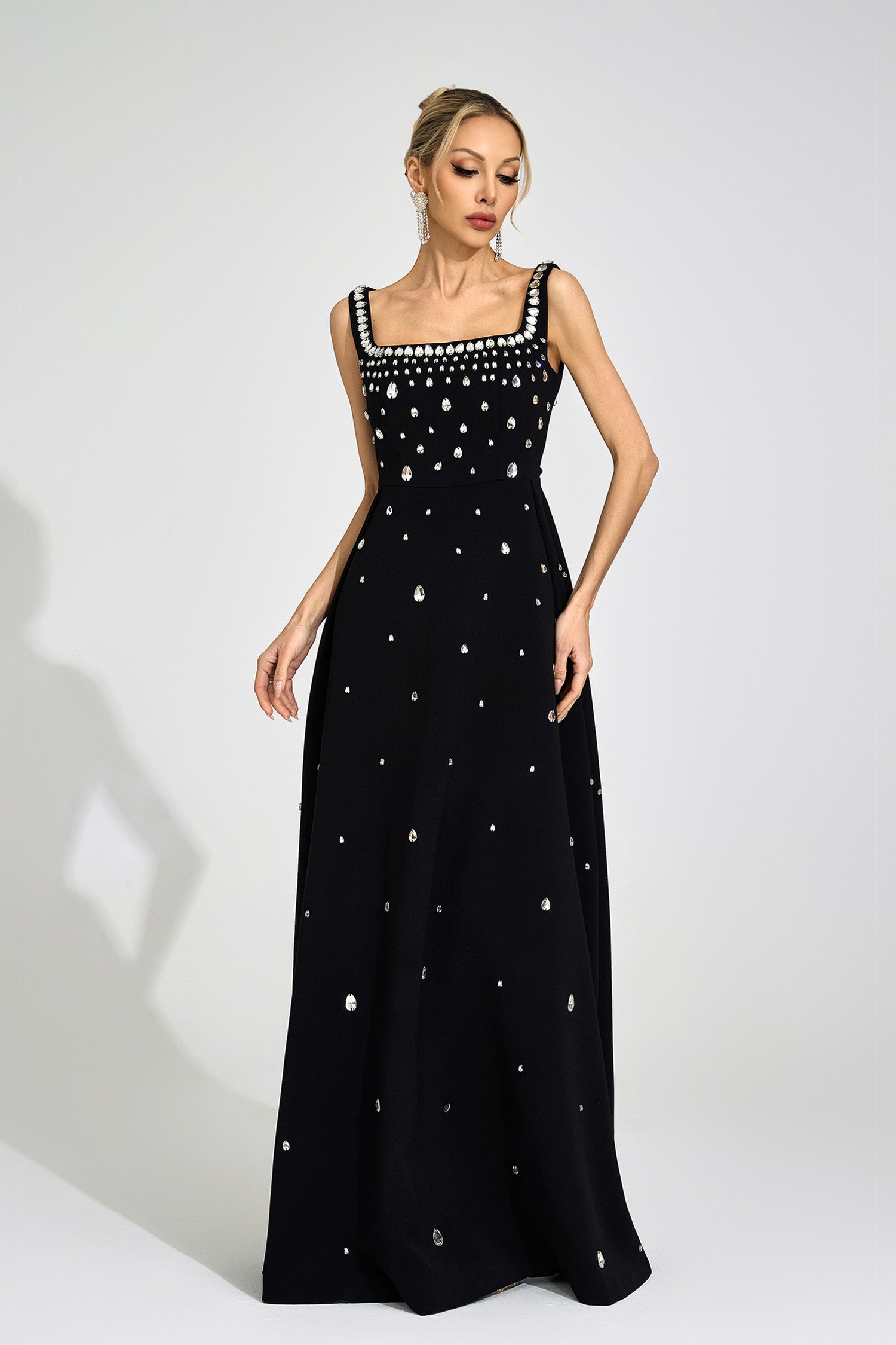 Syltheran Black Diamond Maxi Dress