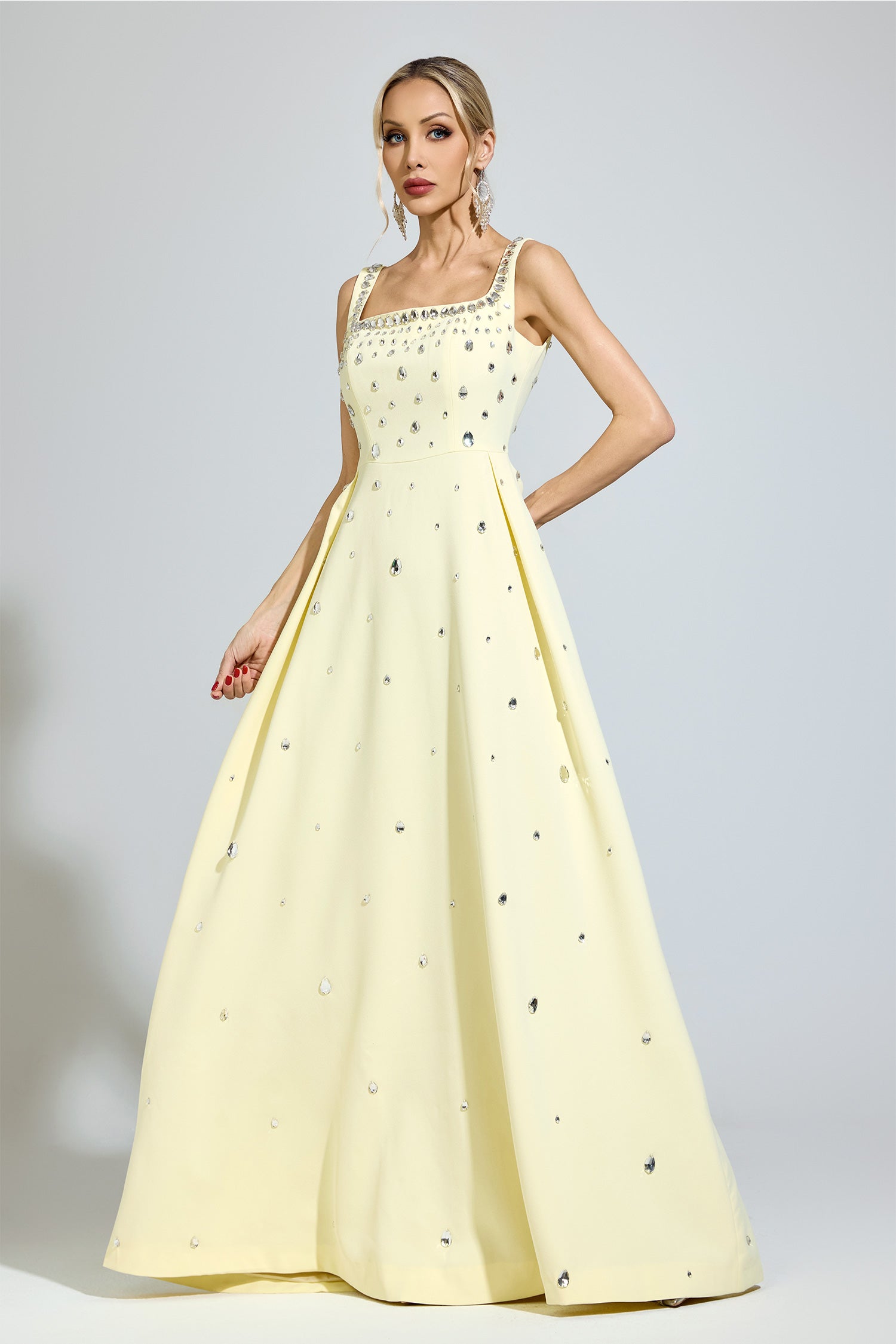 Syltheran Yellow Diamond Maxi Dress